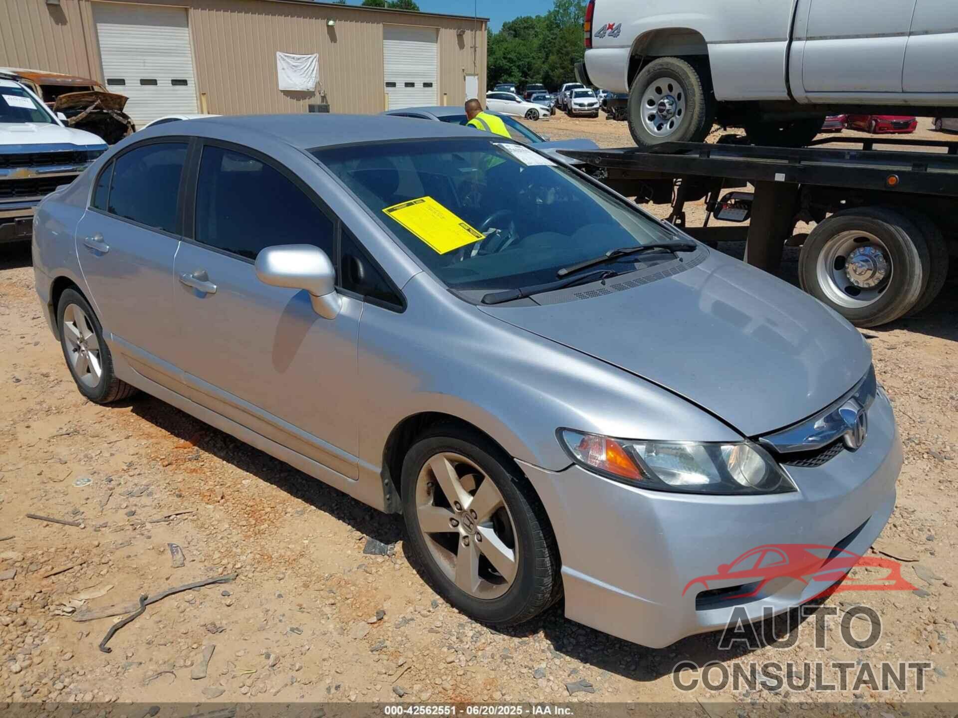 HONDA CIVIC 2011 - 19XFA1F6XBE044431