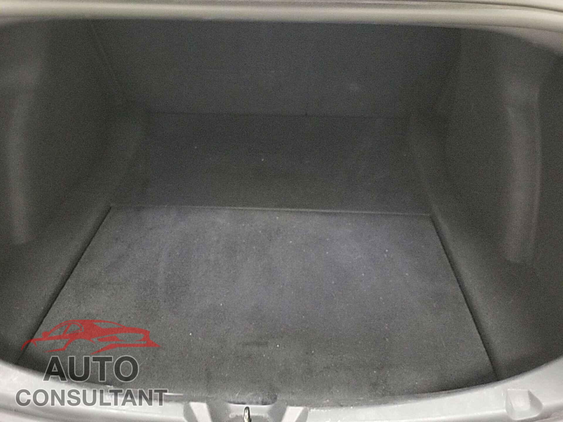 TESLA MODEL 3 2020 - 5YJ3E1EB6LF801018