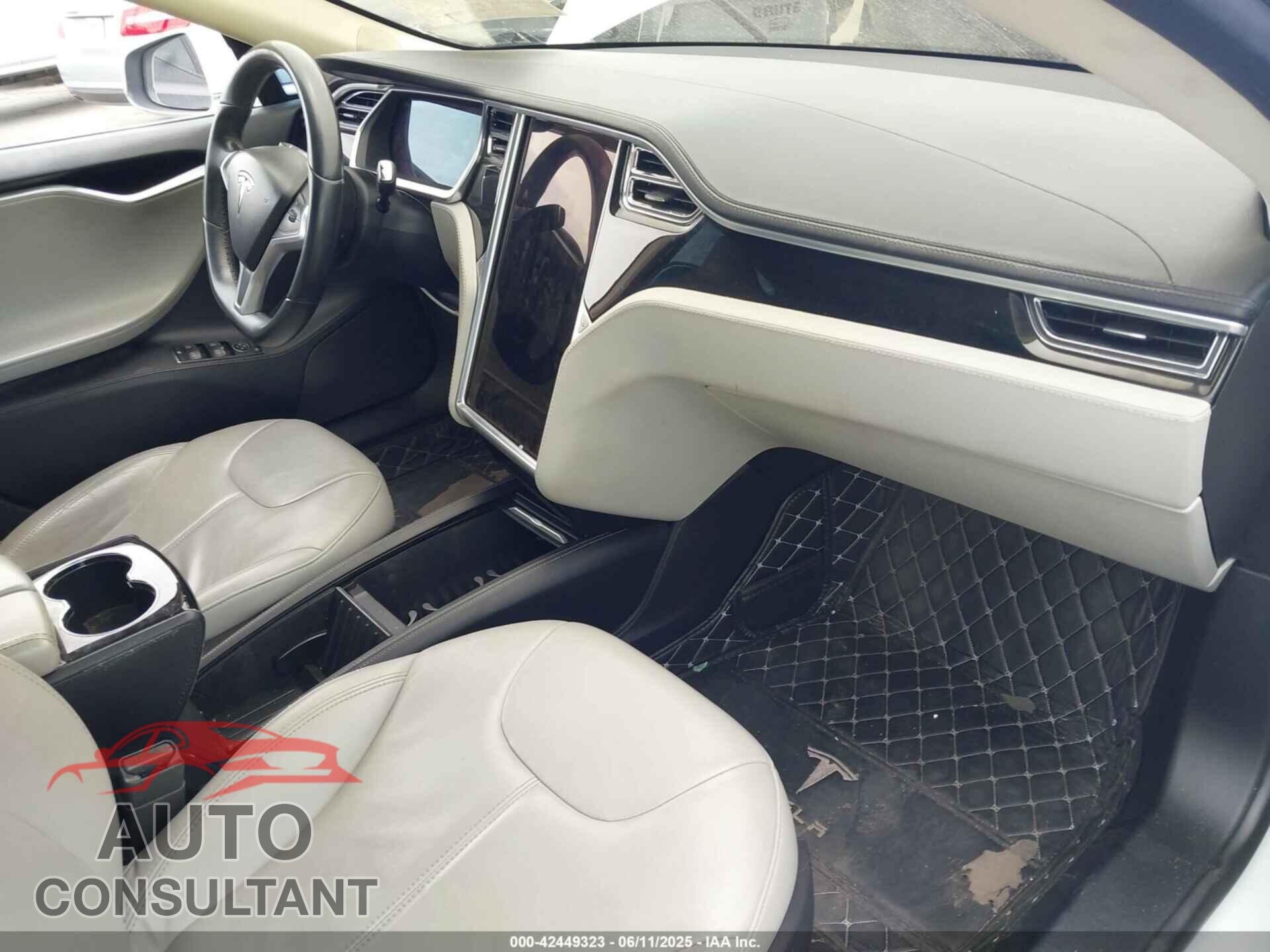 TESLA MODEL S 2013 - 5YJSA1CN0DFP07352