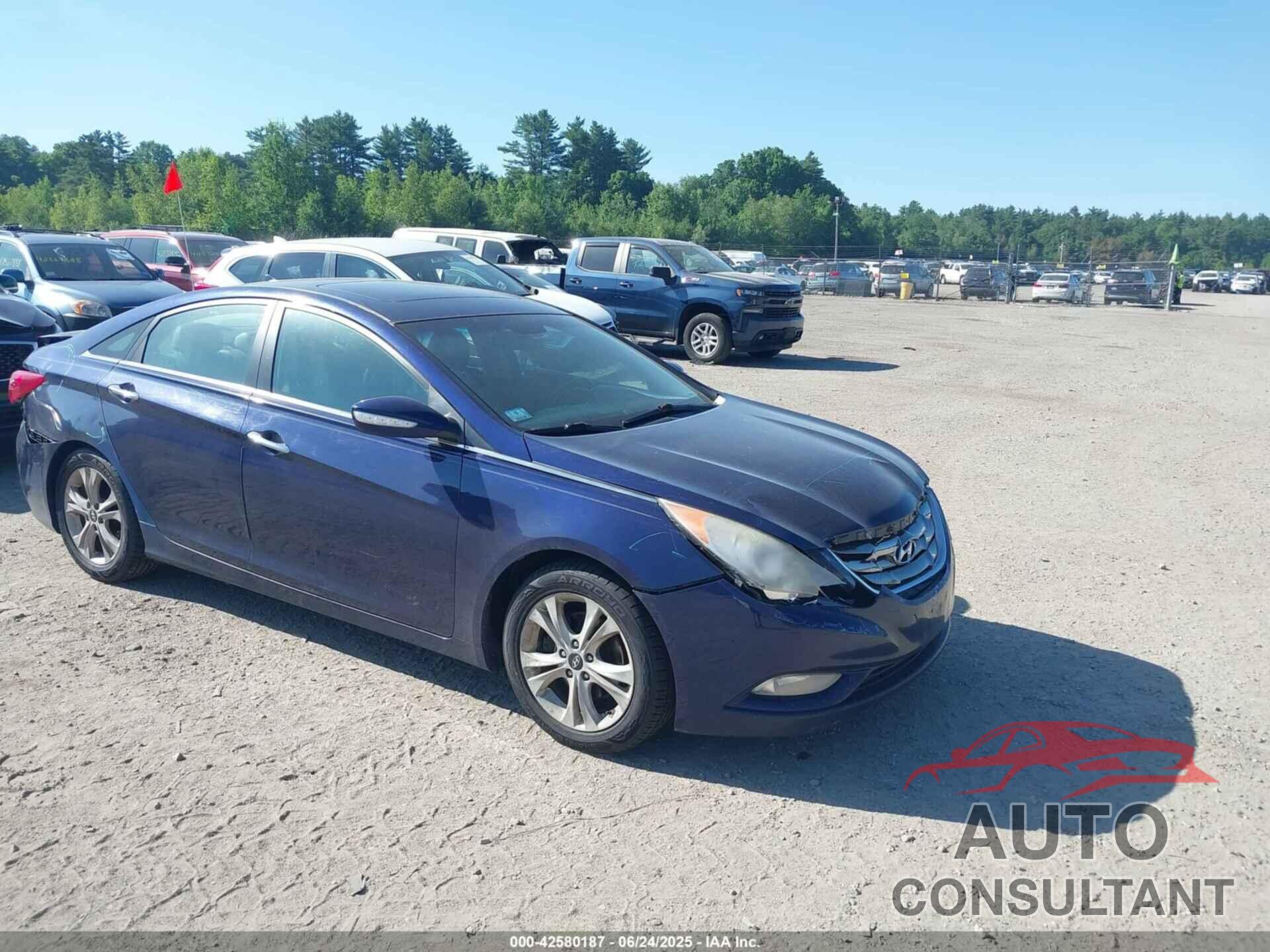 HYUNDAI SONATA 2011 - 5NPEC4AC4BH075819