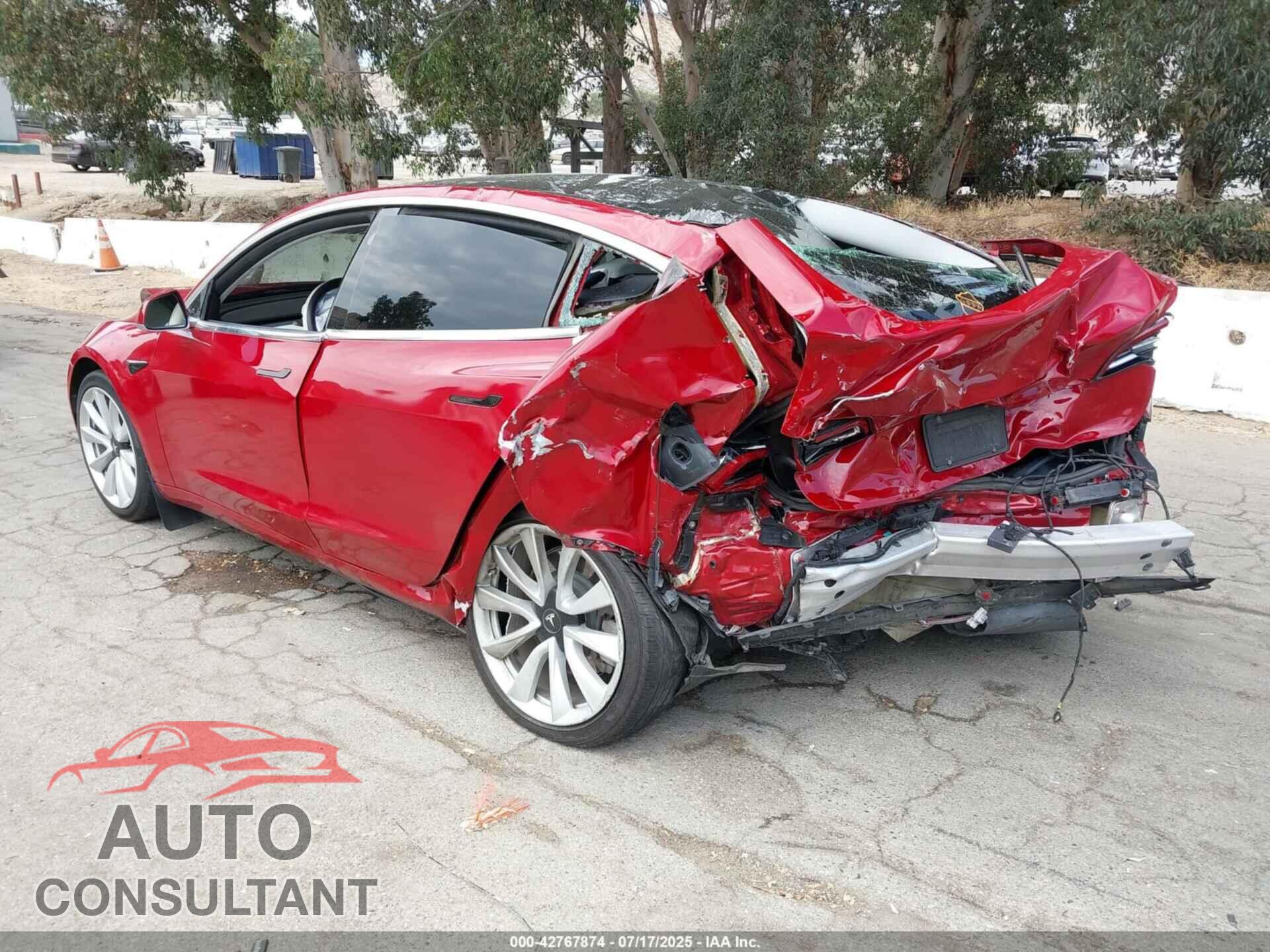 TESLA MODEL 3 2019 - 5YJ3E1EA6KF537028
