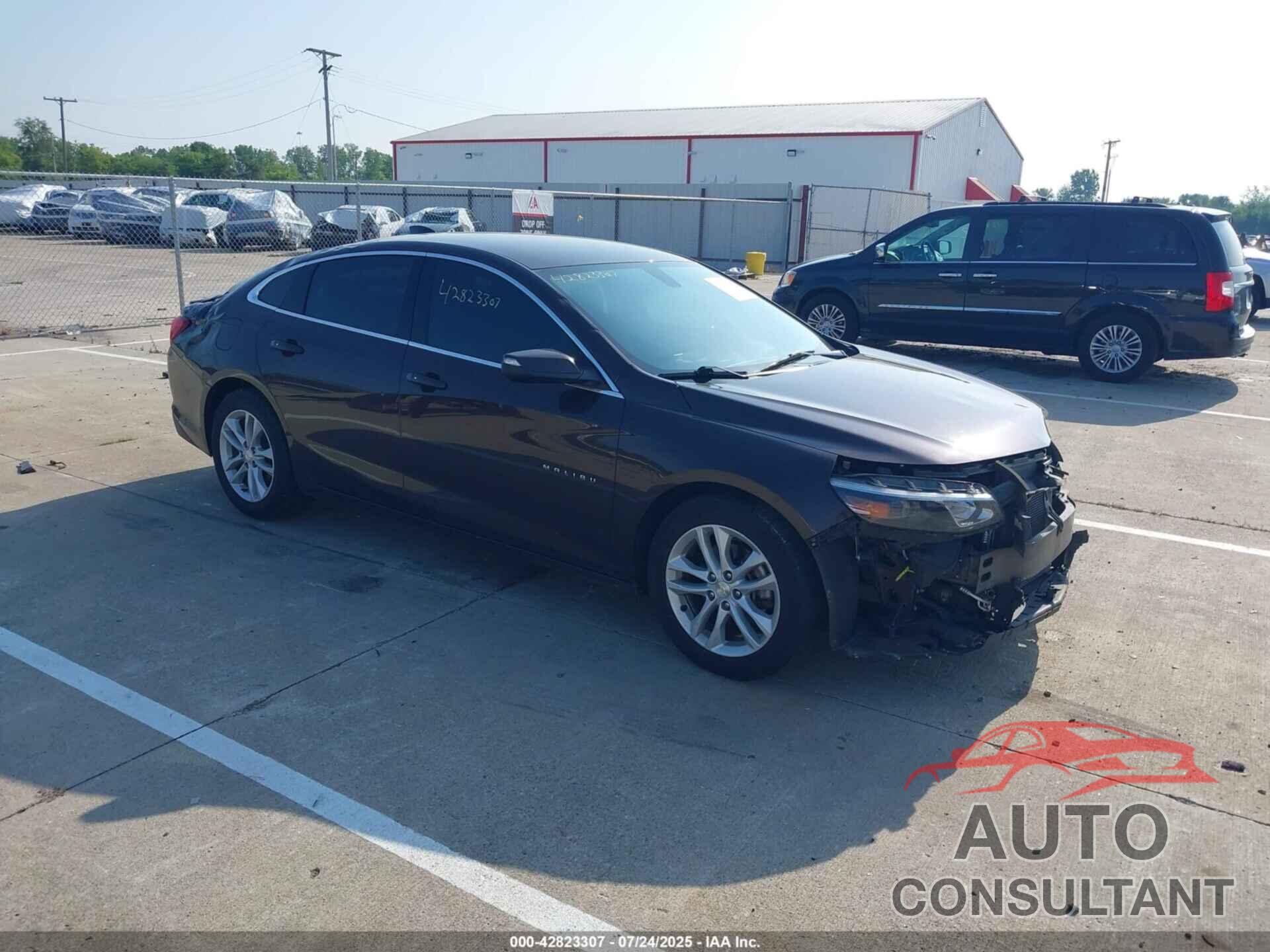 CHEVROLET MALIBU 2016 - 1G1ZE5ST3GF302430