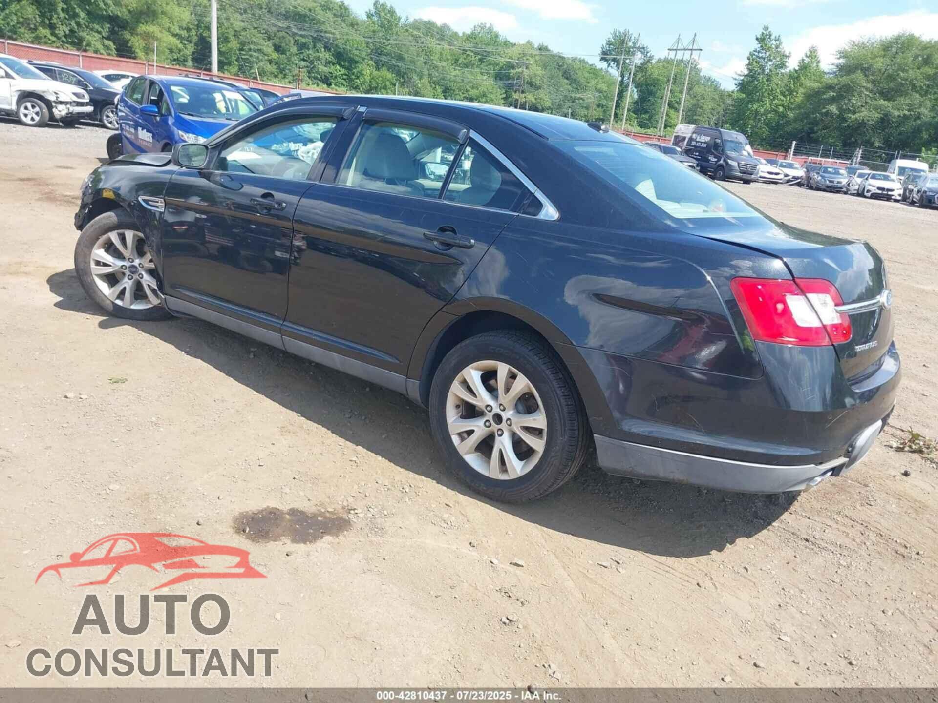FORD TAURUS 2011 - 1FAHP2EW9BG141611
