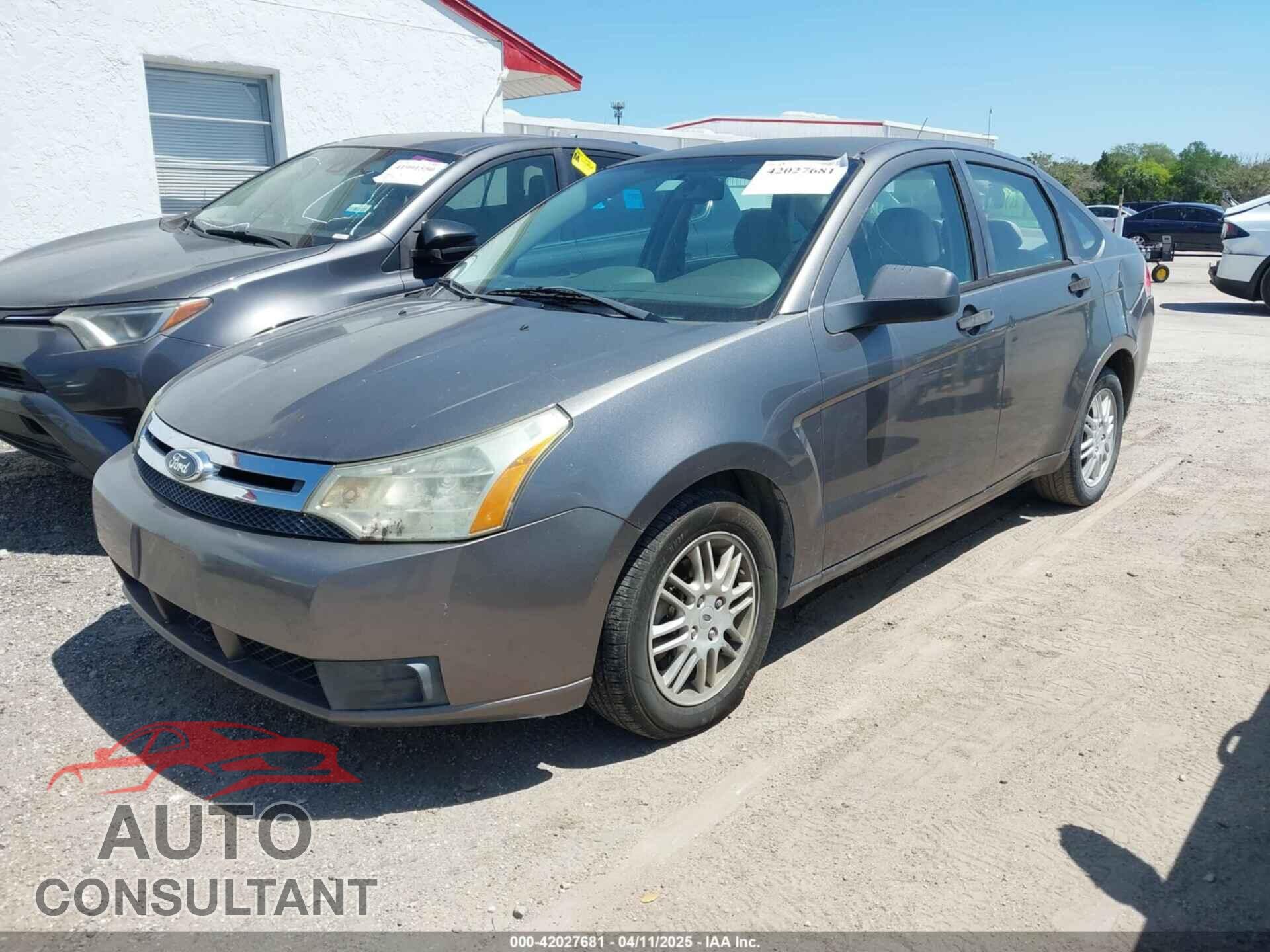 FORD FOCUS 2011 - 1FAHP3FN4BW174842