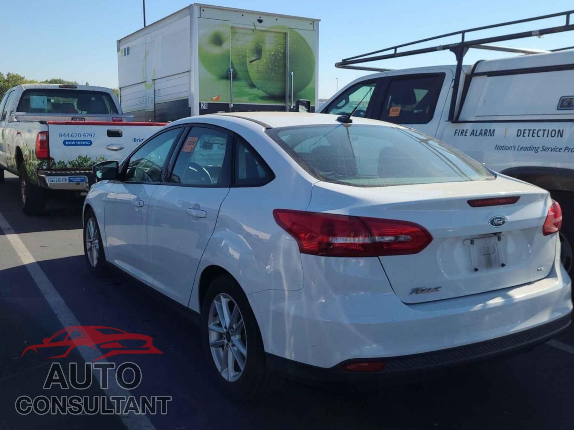 FORD FOCUS 2017 - 1FADP3F29HL206151