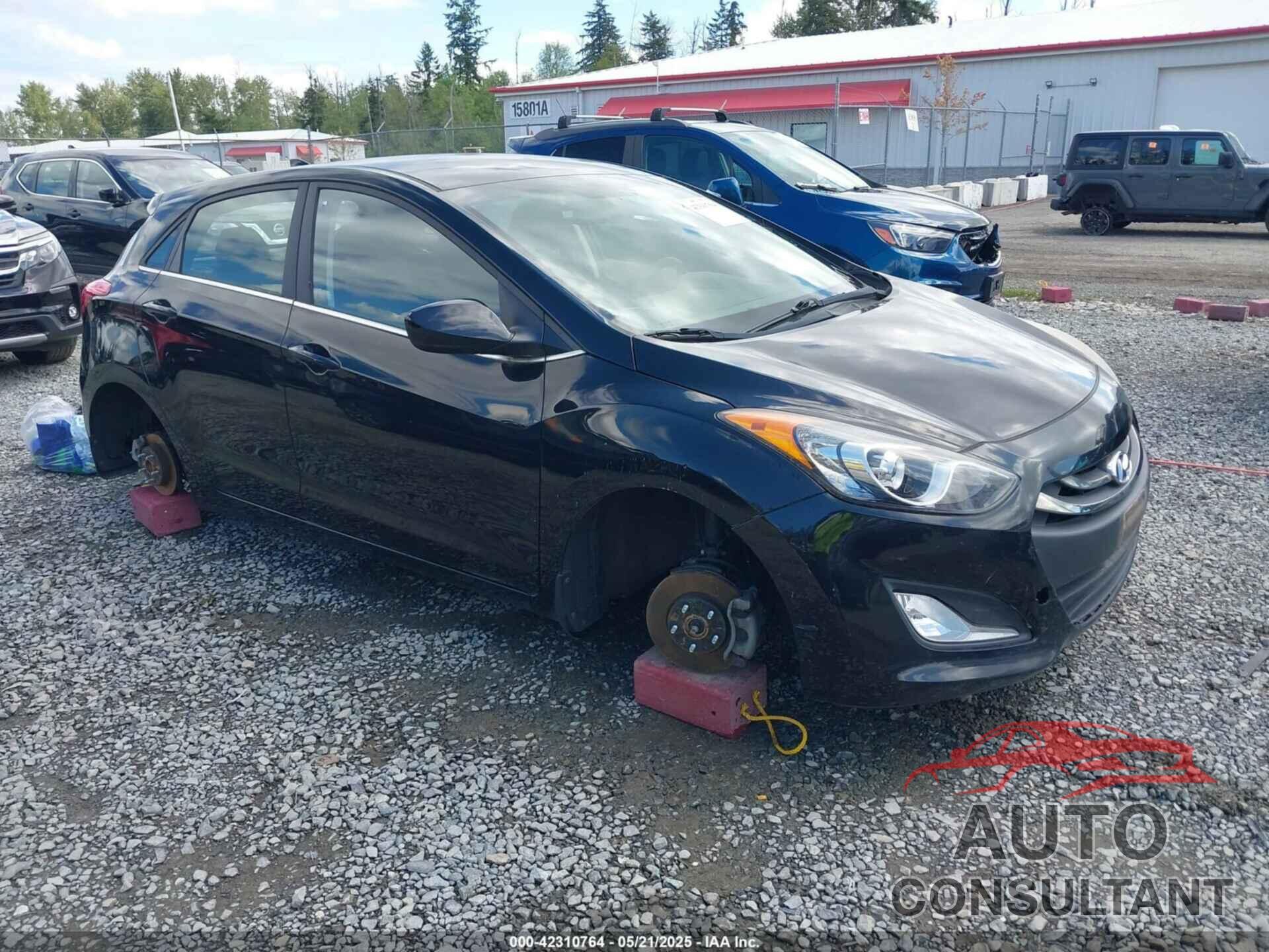 HYUNDAI ELANTRA GT 2013 - KMHD35LE0DU119447