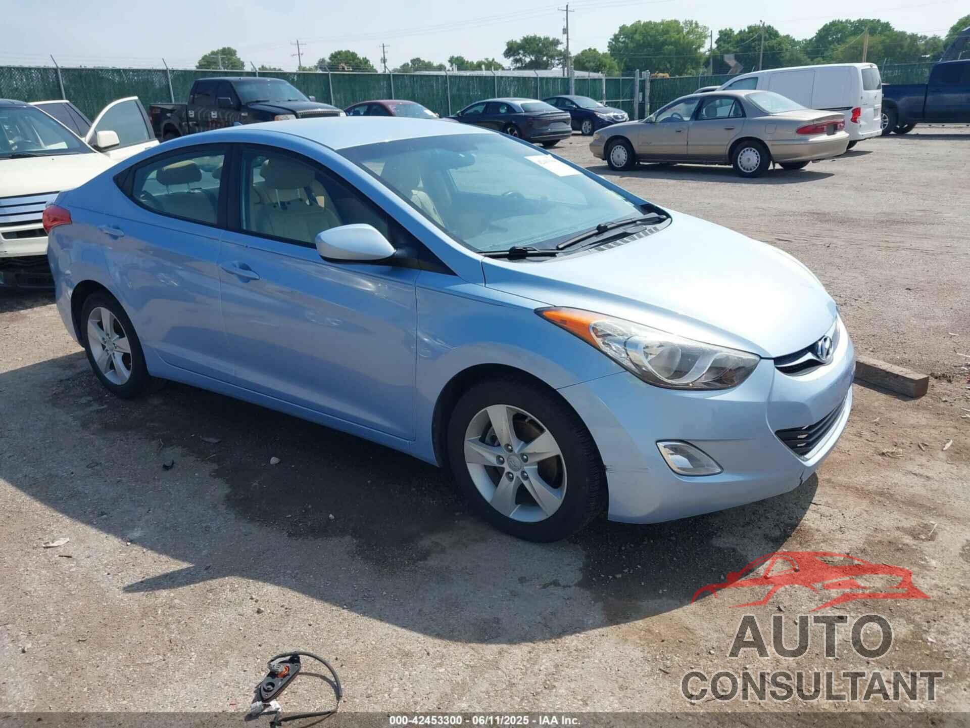 HYUNDAI ELANTRA 2012 - KMHDH4AE4CU312973