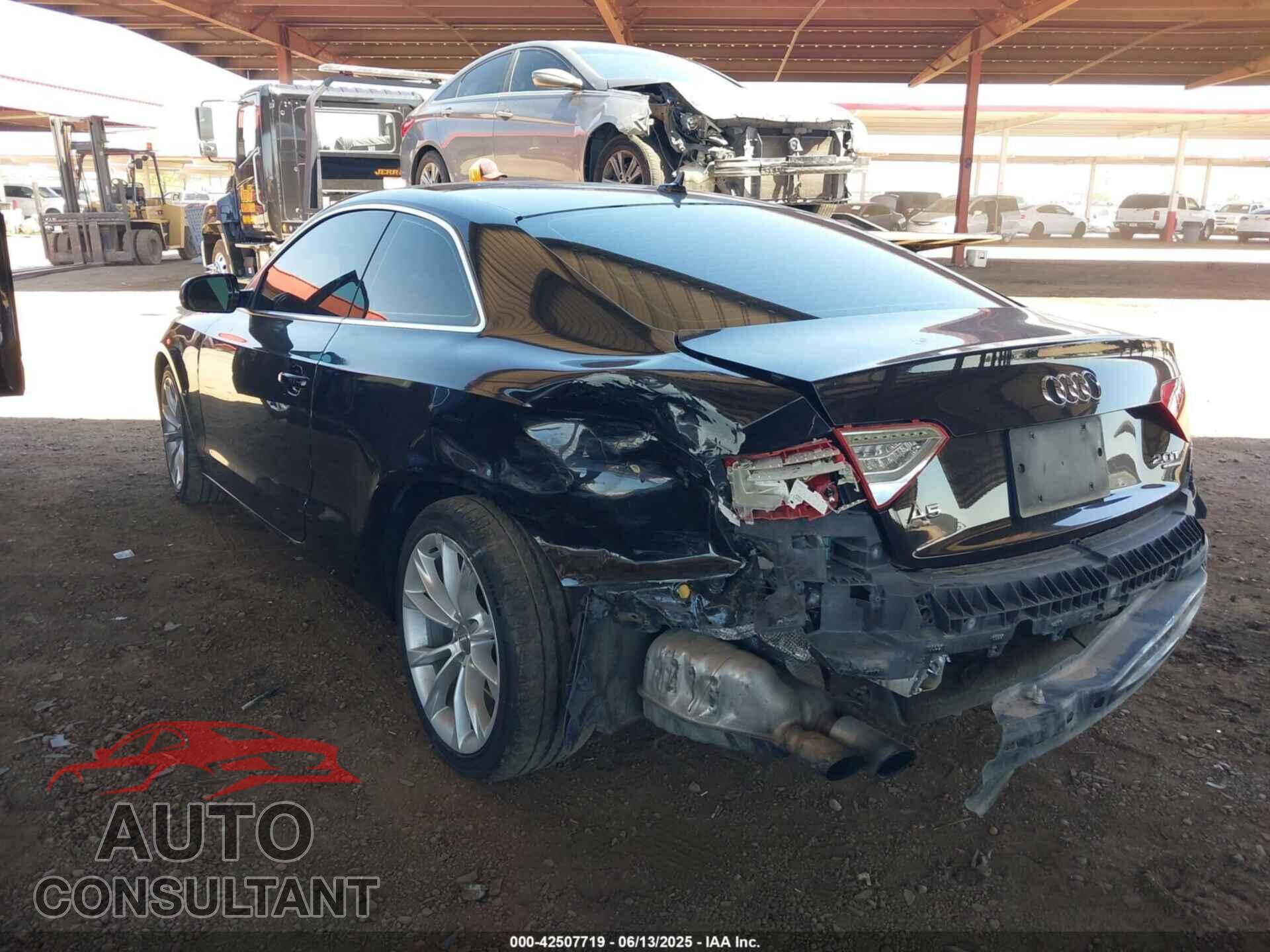 AUDI A5 2013 - WAUCFAFR6DA038224