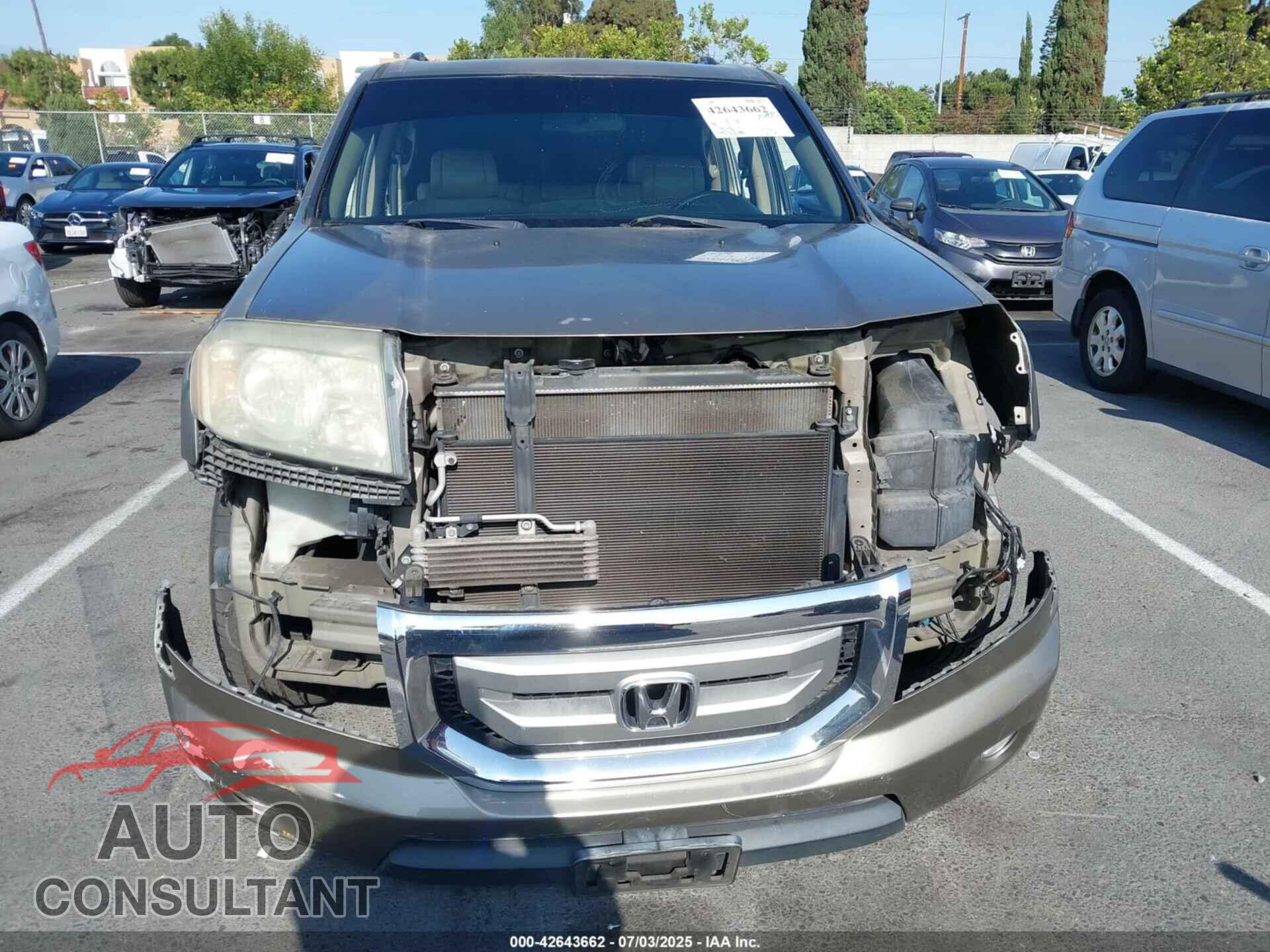 HONDA PILOT 2011 - 5FNYF3H50BB033121