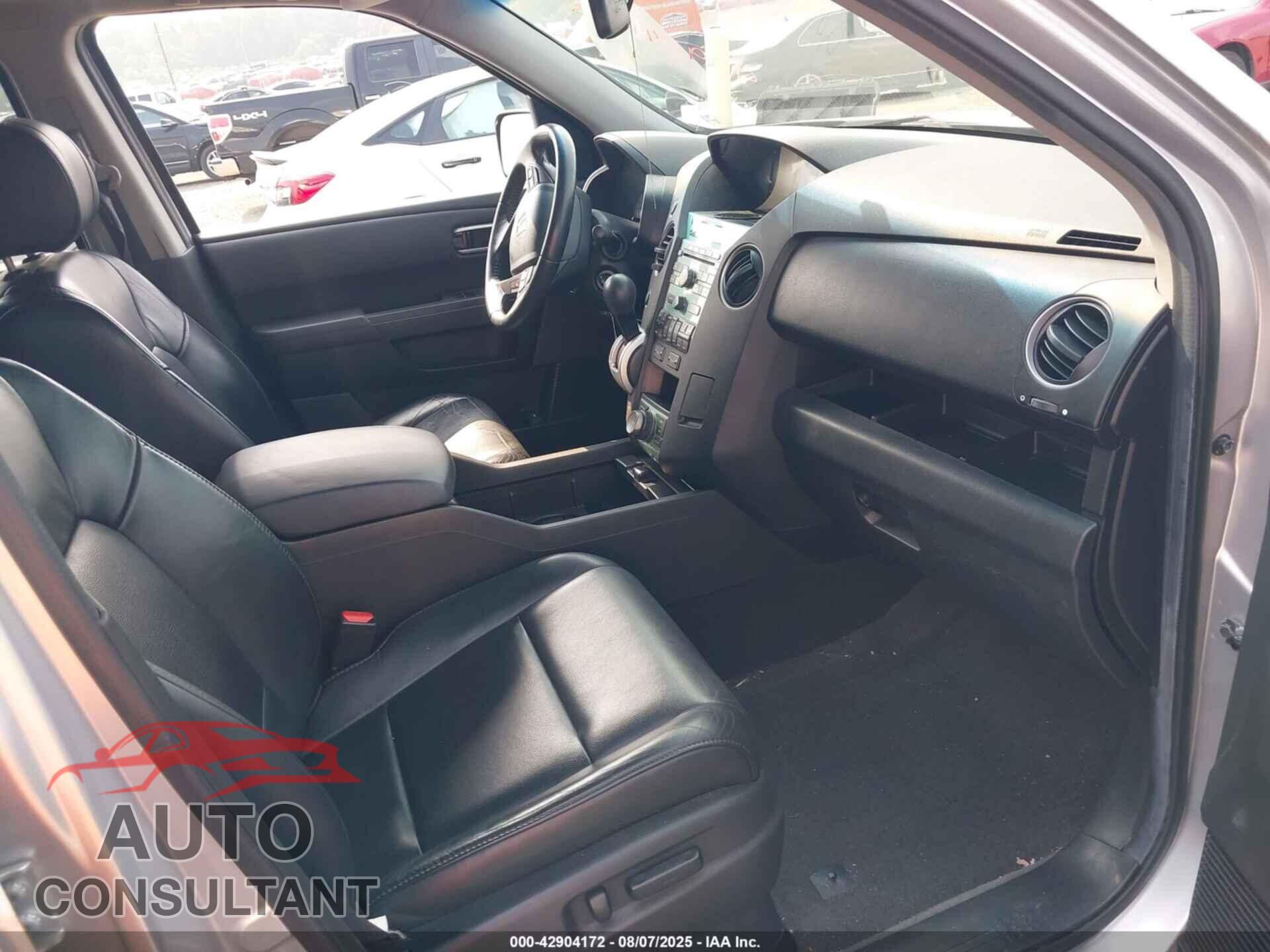 HONDA PILOT 2011 - 5FNYF4H77BB102426