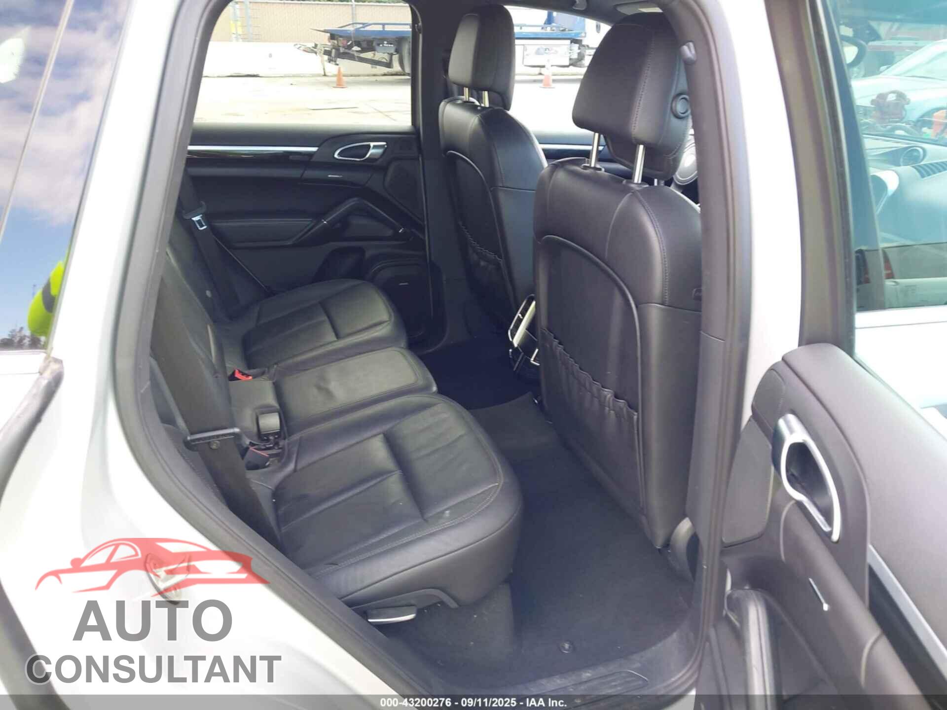 PORSCHE CAYENNE 2012 - WP1AA2A24CLA10612
