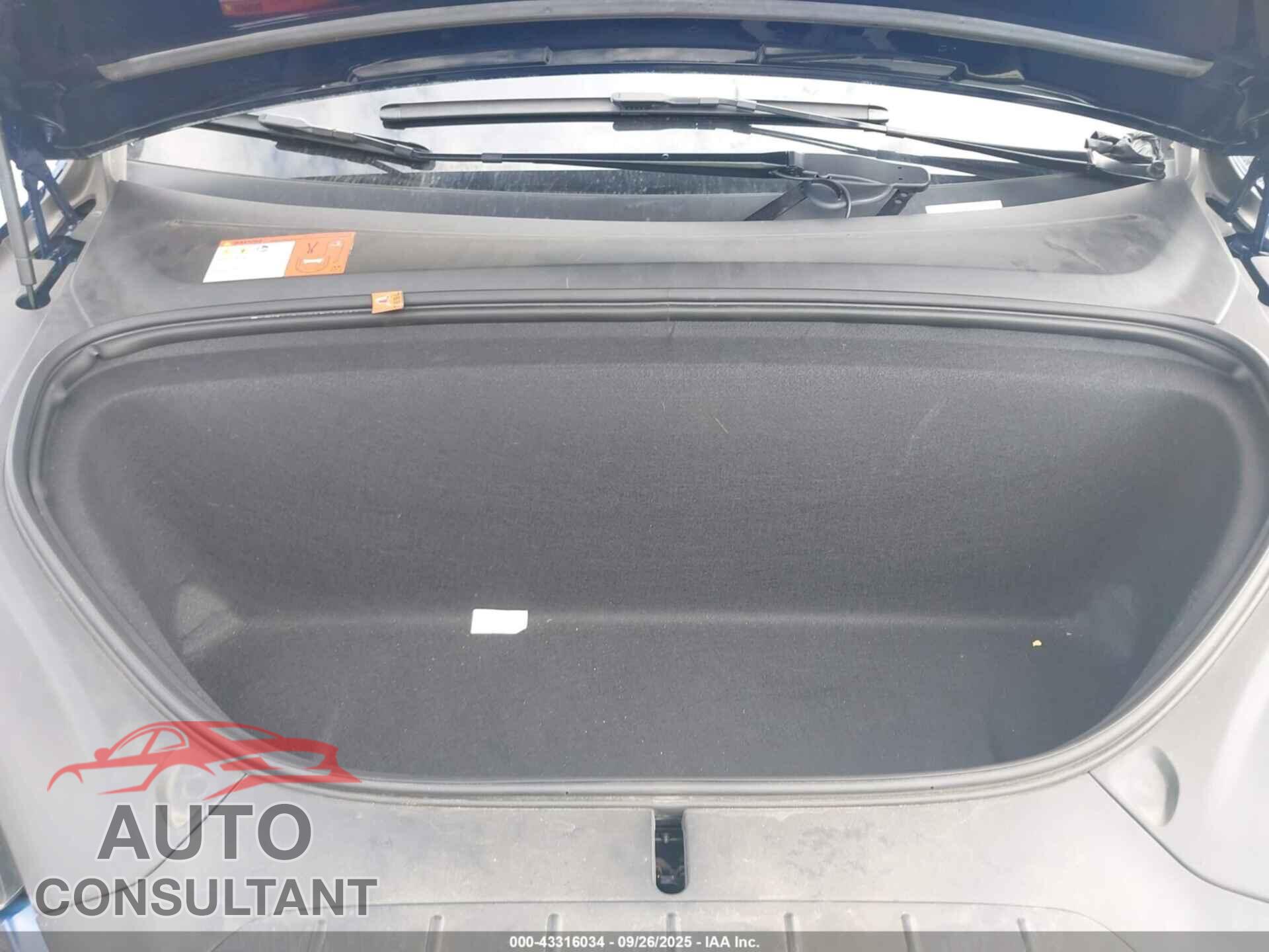 TESLA MODEL X 2017 - 5YJXCDE28HF052237