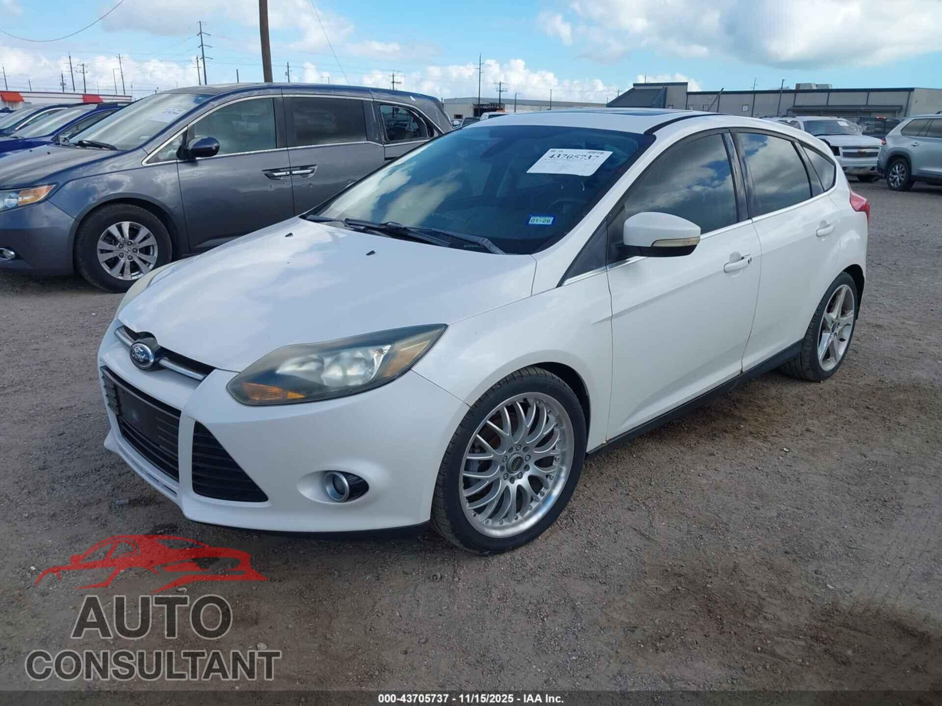 FORD FOCUS 2012 - 1FAHP3N28CL347286