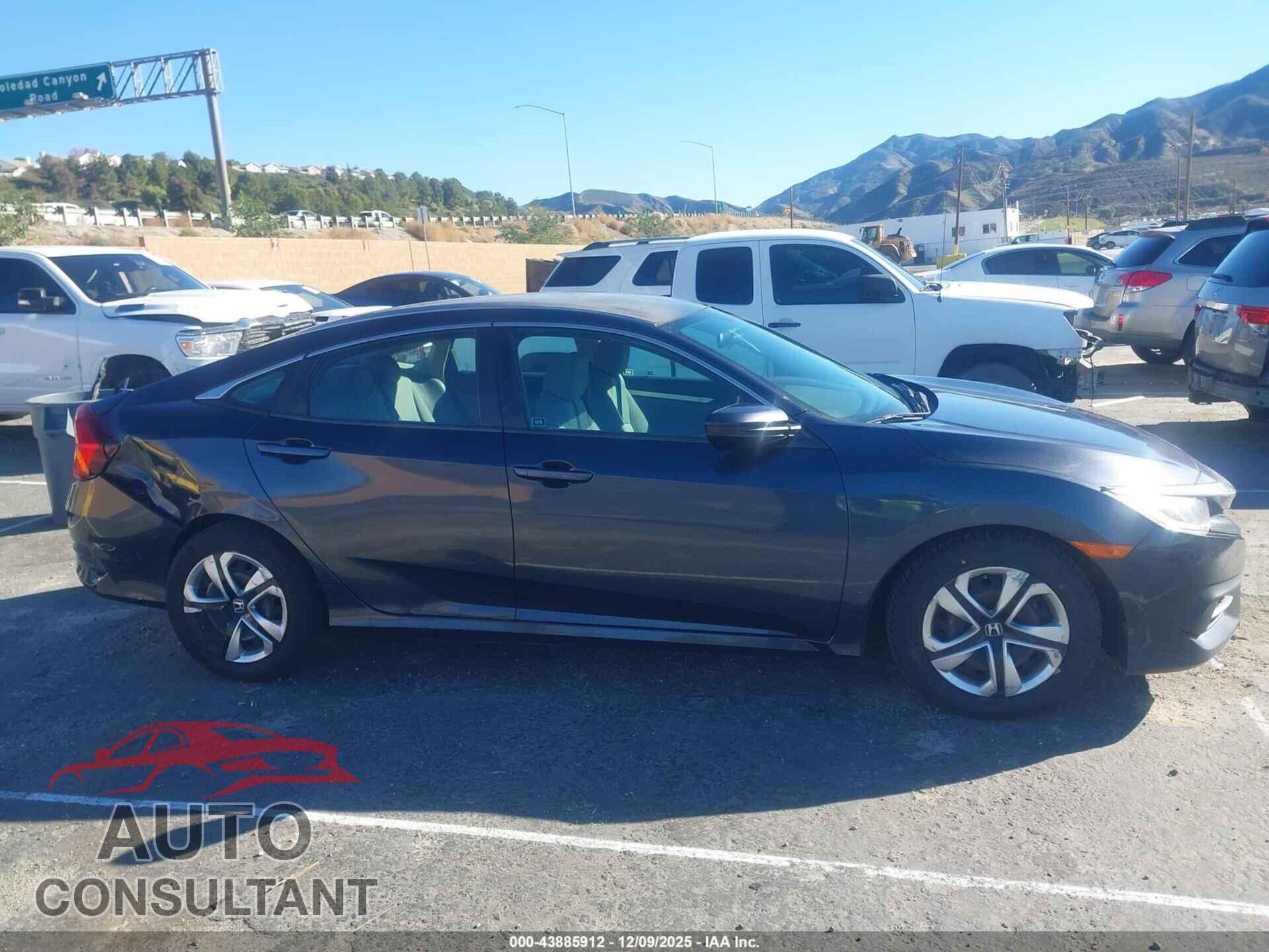 HONDA CIVIC 2017 - 2HGFC2F53HH509010