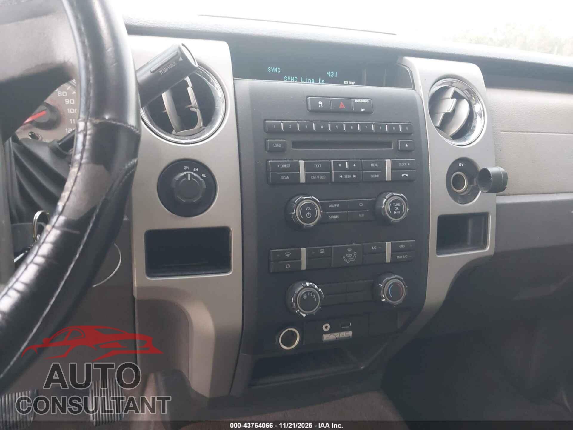 FORD F-150 2010 - 1FTFX1EV7AKE73674