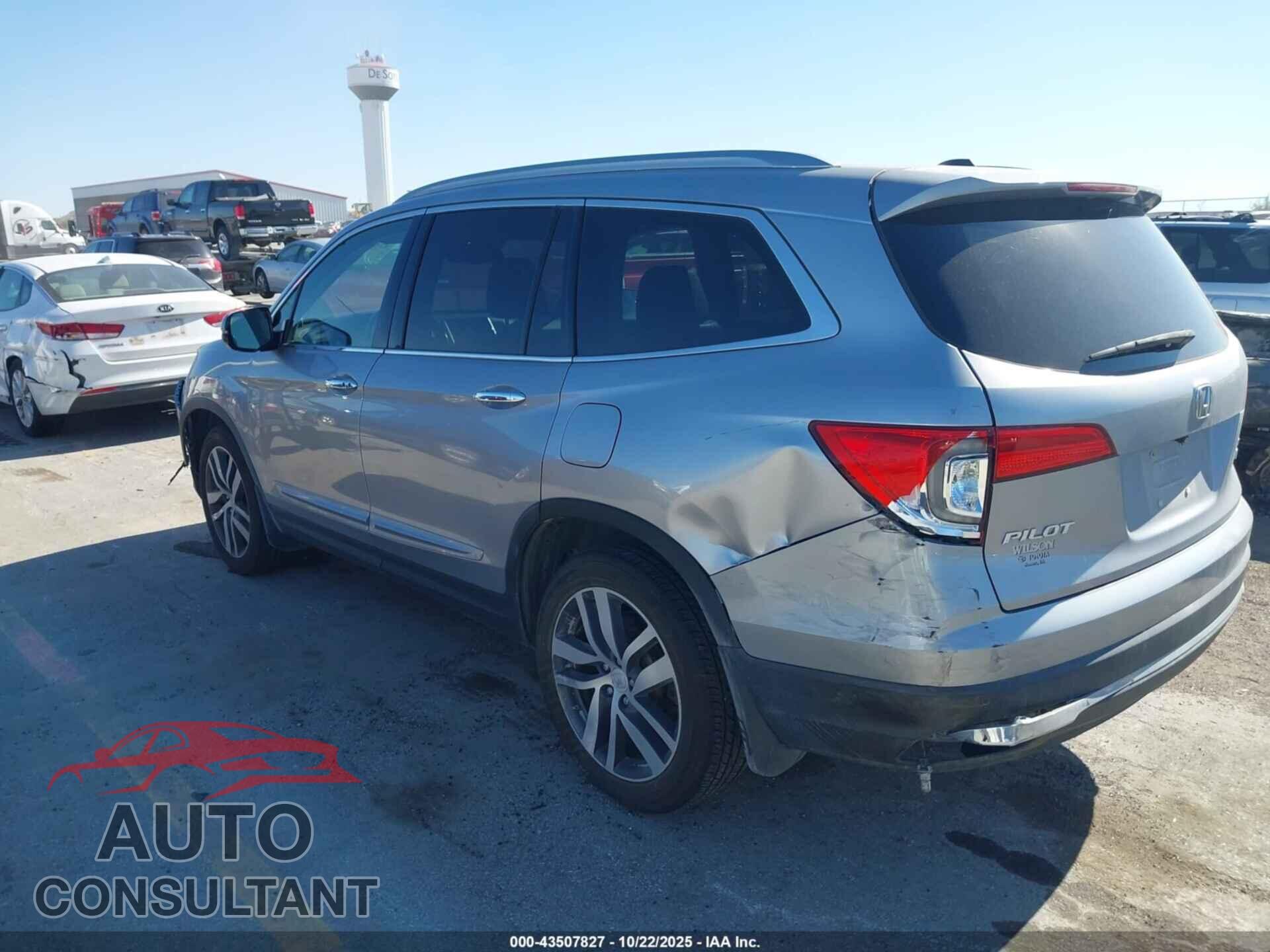 HONDA PILOT 2016 - 5FNYF6H08GB062301