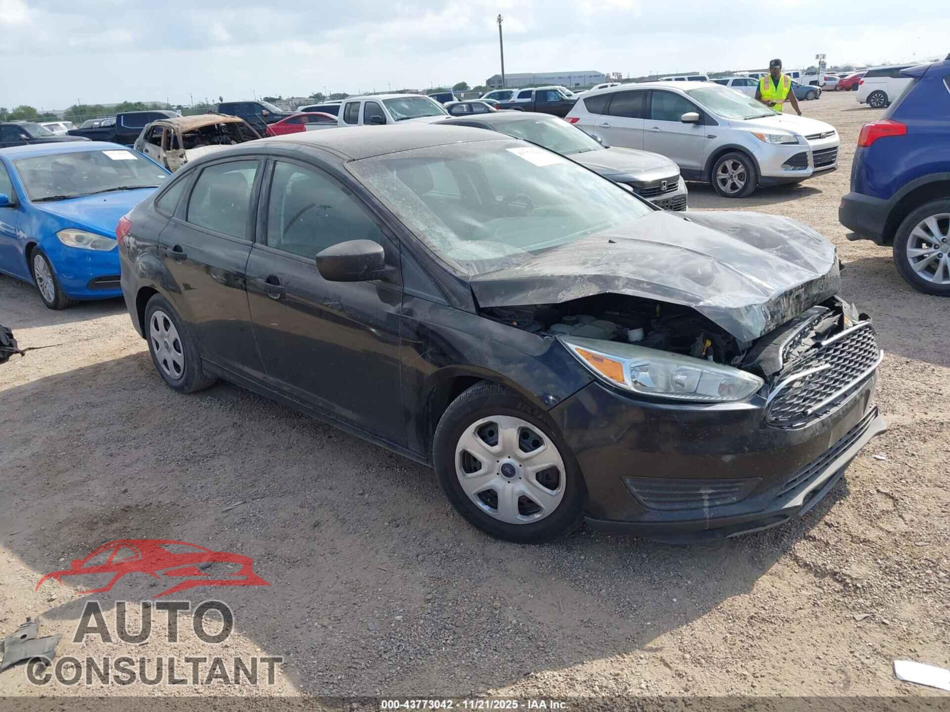 FORD FOCUS 2016 - 1FADP3E28GL379398