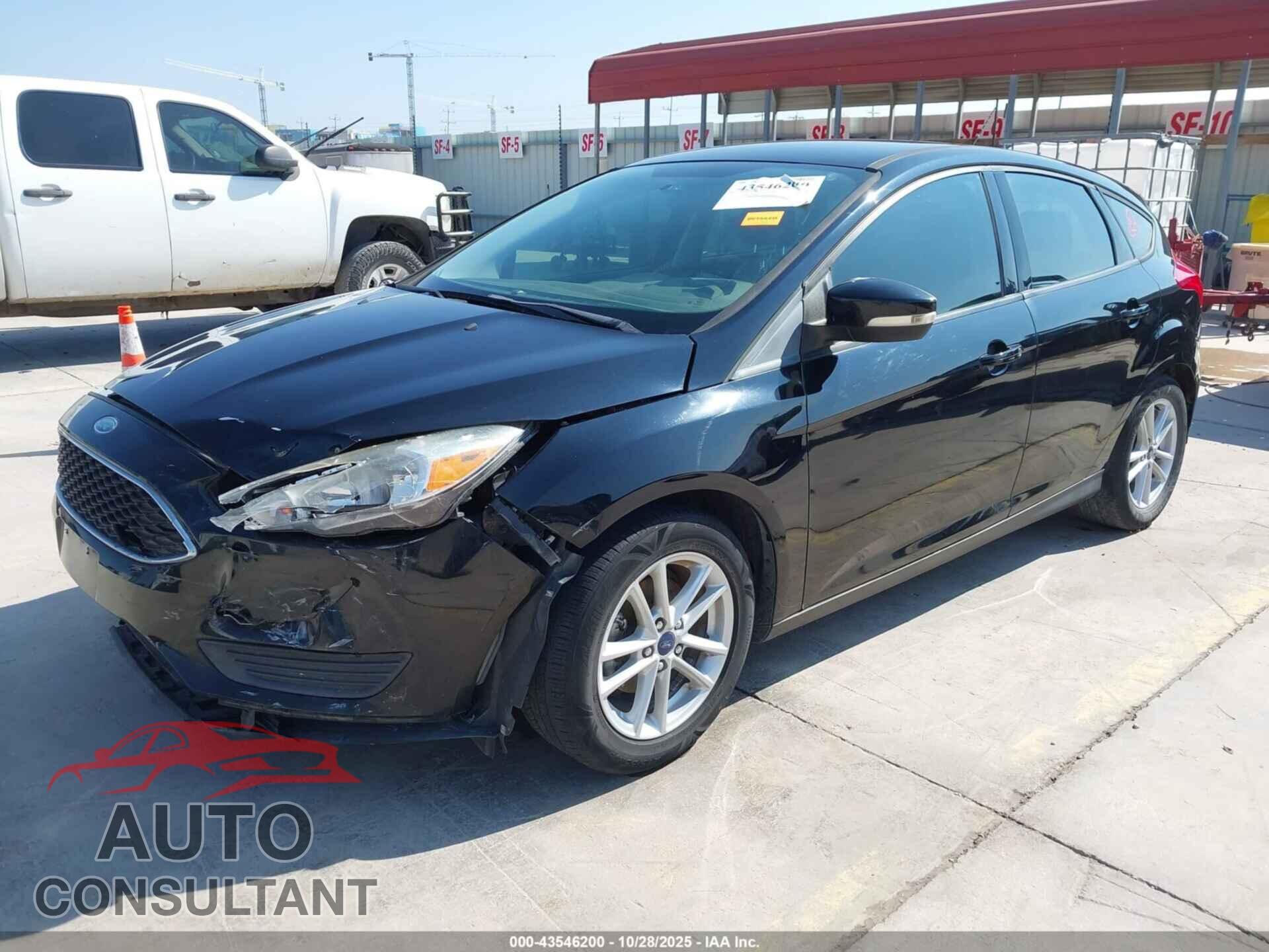 FORD FOCUS 2017 - 1FADP3K23HL303268