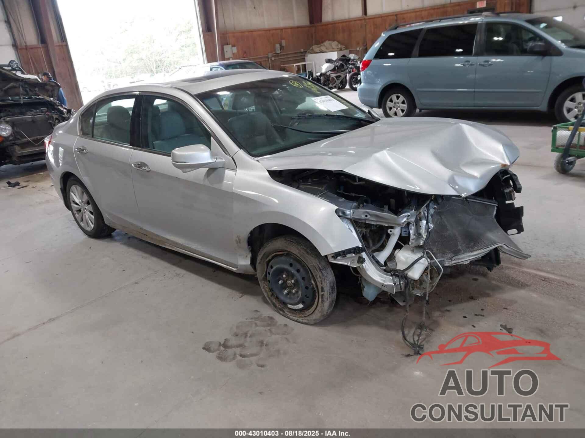 HONDA ACCORD 2013 - 1HGCR3F82DA048621