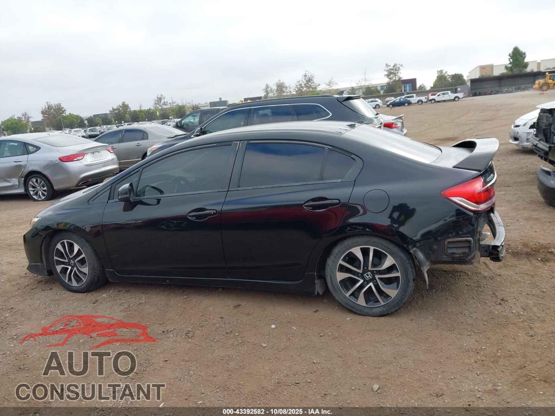 HONDA CIVIC 2013 - 19XFB2F56DE257597