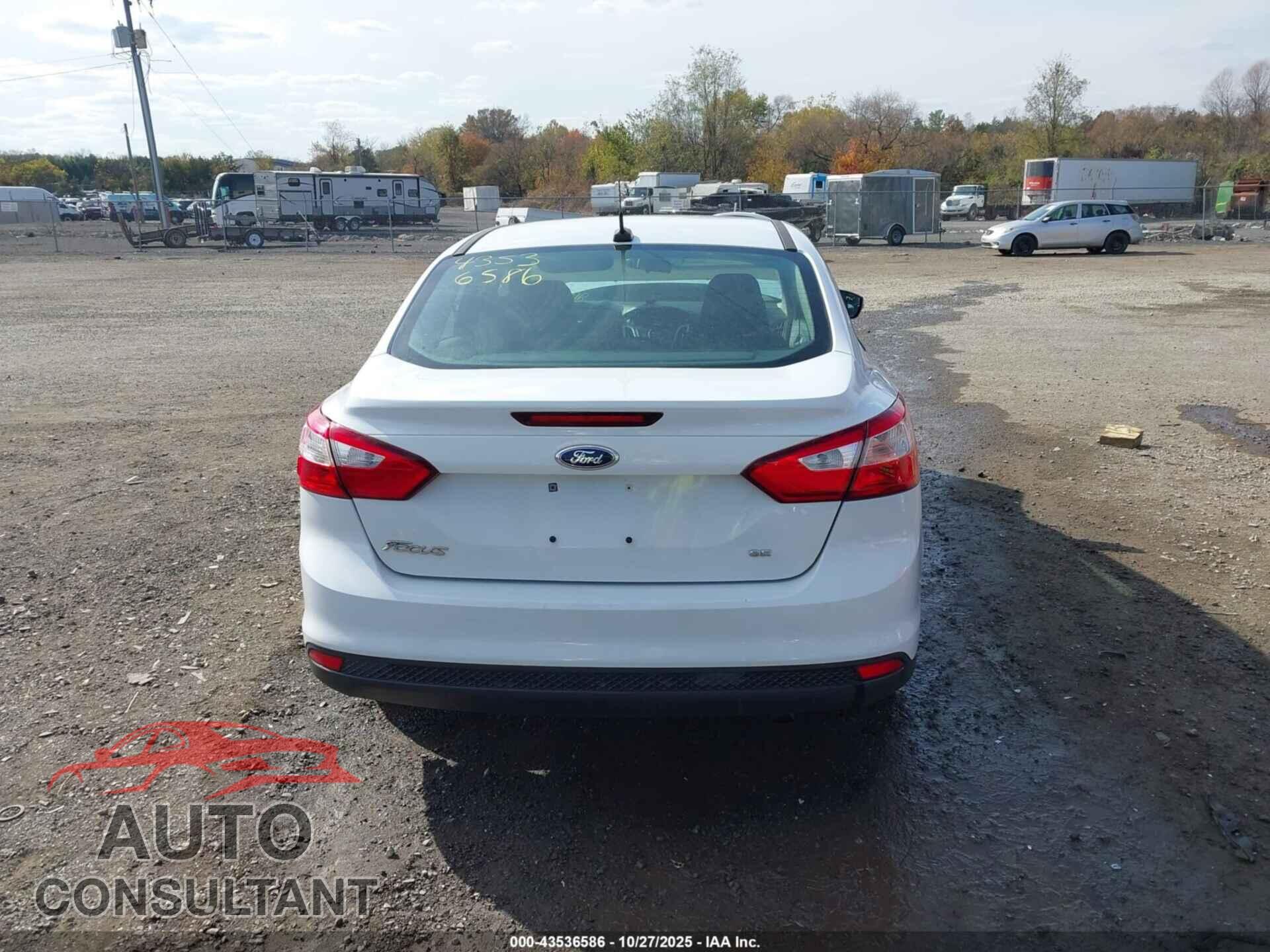 FORD FOCUS 2014 - 1FADP3F23EL213737