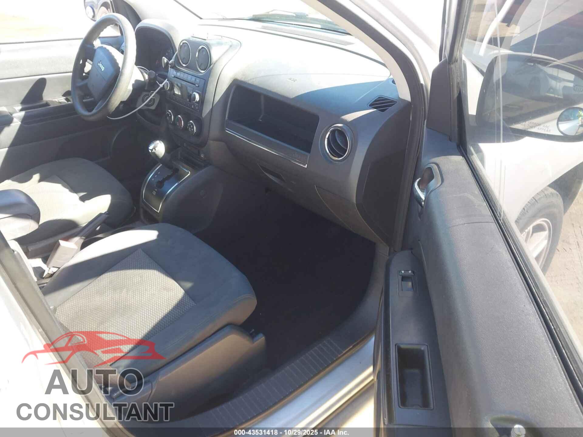 JEEP COMPASS 2010 - 1J4NT4FB4AD578412
