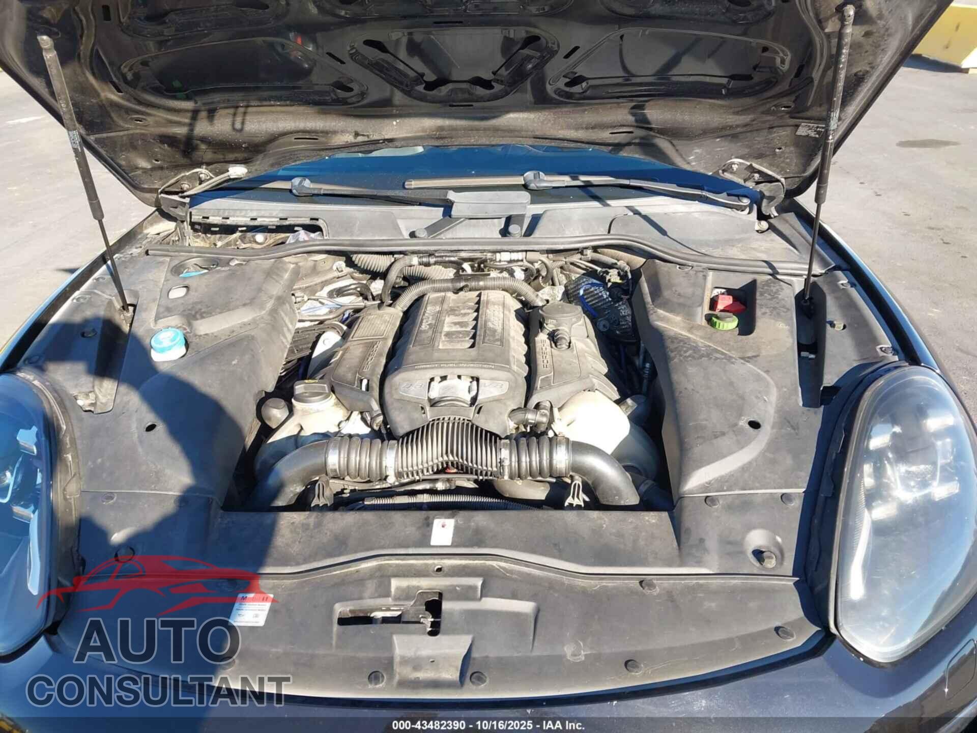 PORSCHE CAYENNE 2016 - WP1AC2A29GLA89324