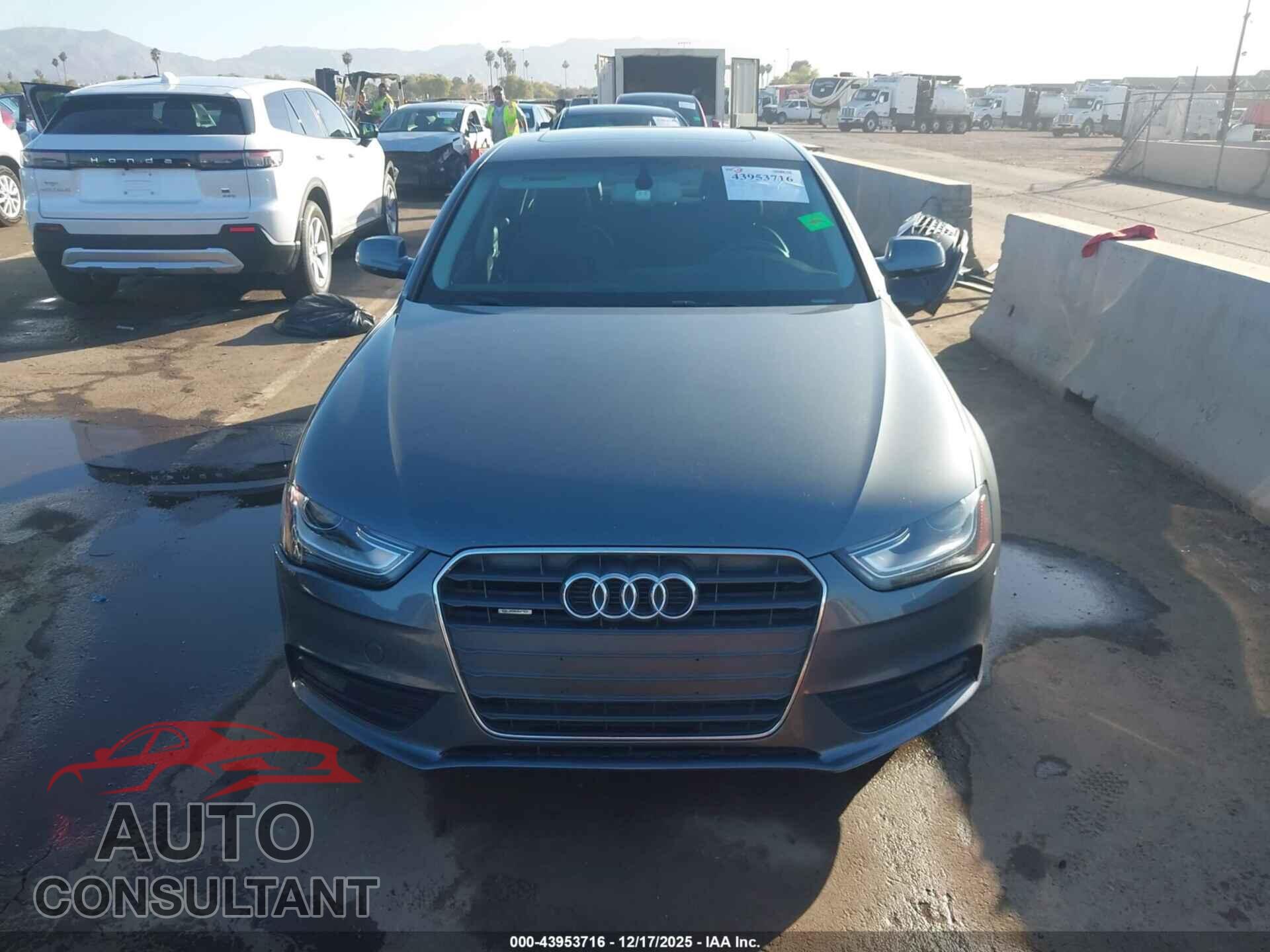 AUDI A4 2013 - WAUFFAFL3DN035234