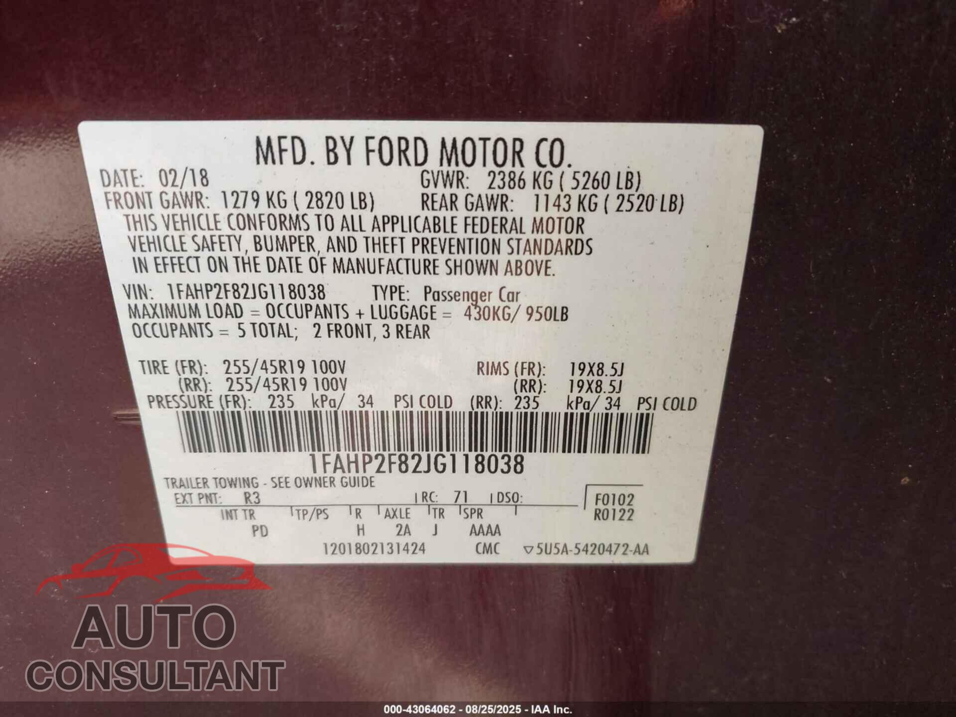 FORD TAURUS 2018 - 1FAHP2F82JG118038