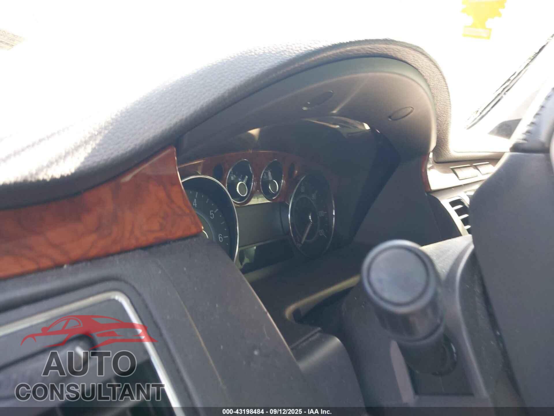 FORD FLEX 2011 - 2FMHK6DC8BBD27831