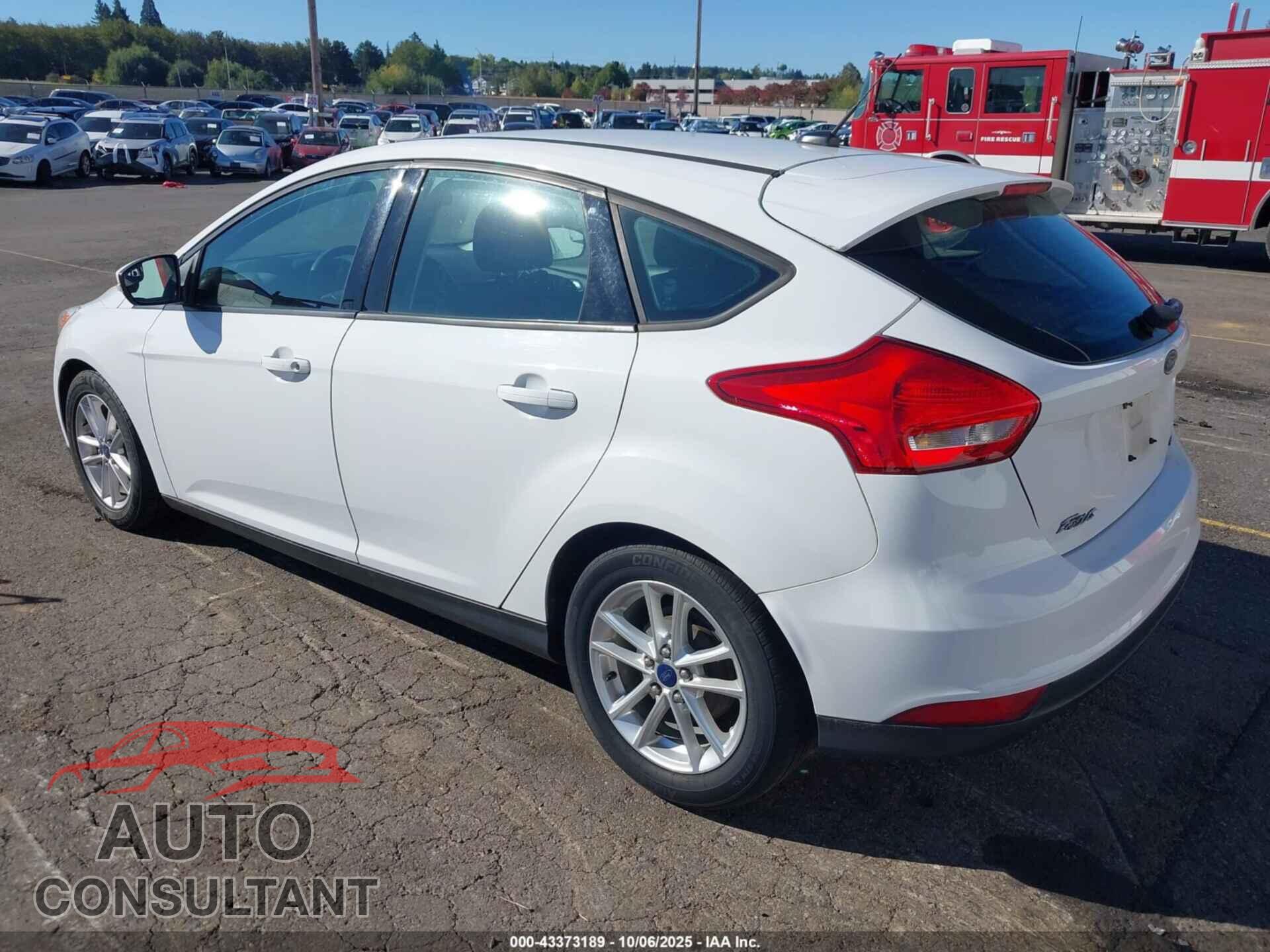 FORD FOCUS 2015 - 1FADP3K22FL306921