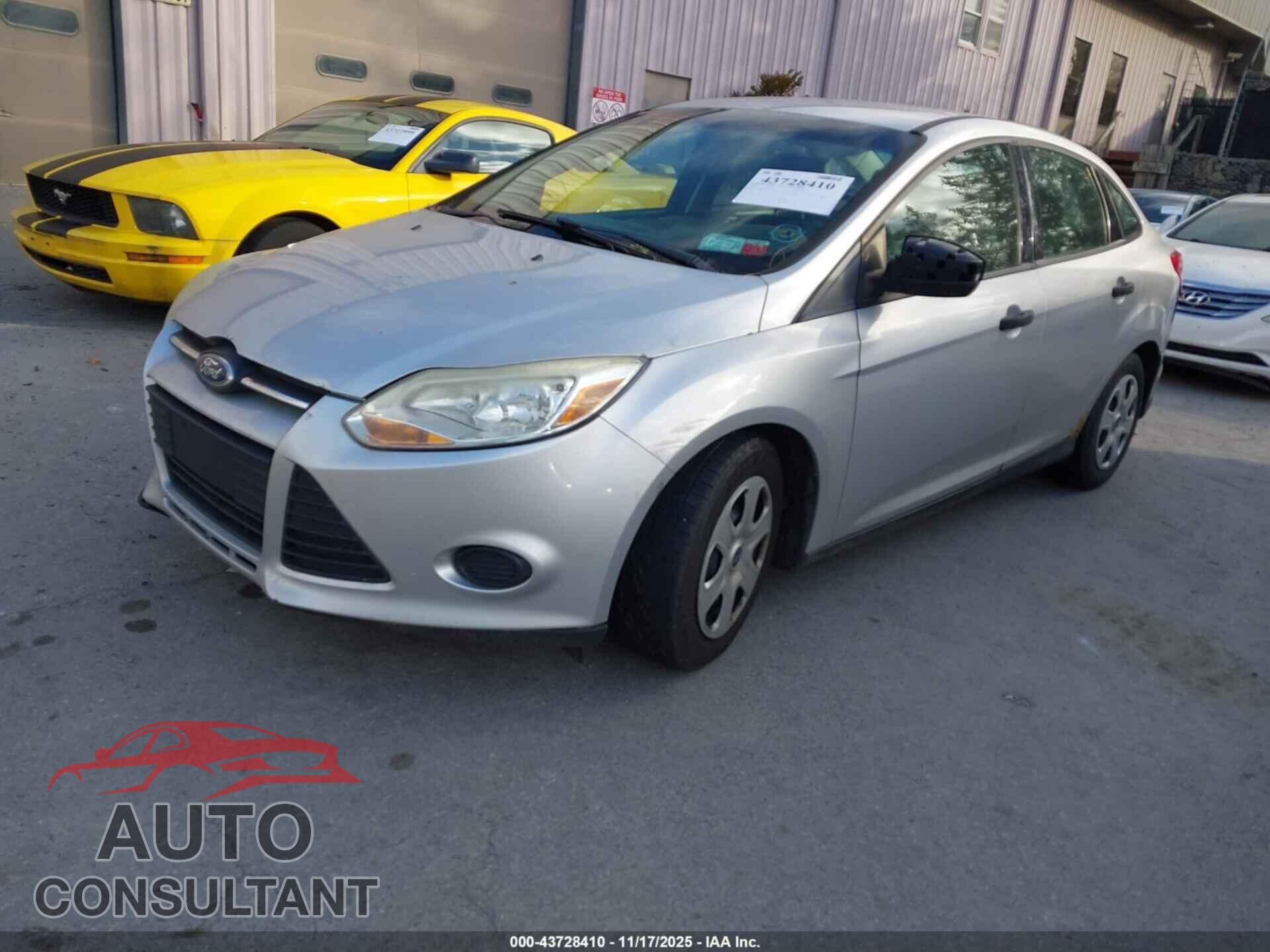 FORD FOCUS 2012 - 1FAHP3E28CL126870