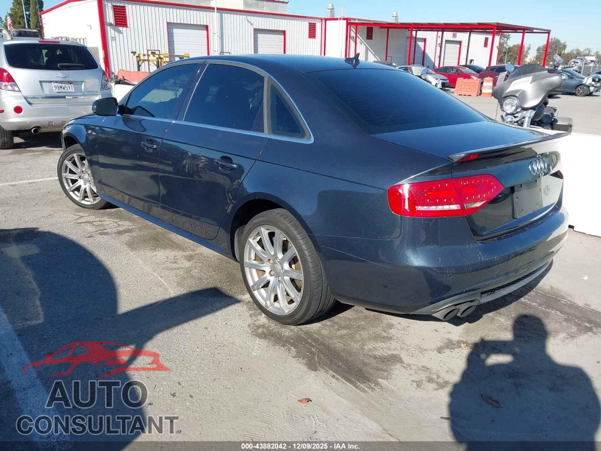 AUDI A4 2012 - WAUFFAFLXCN016744