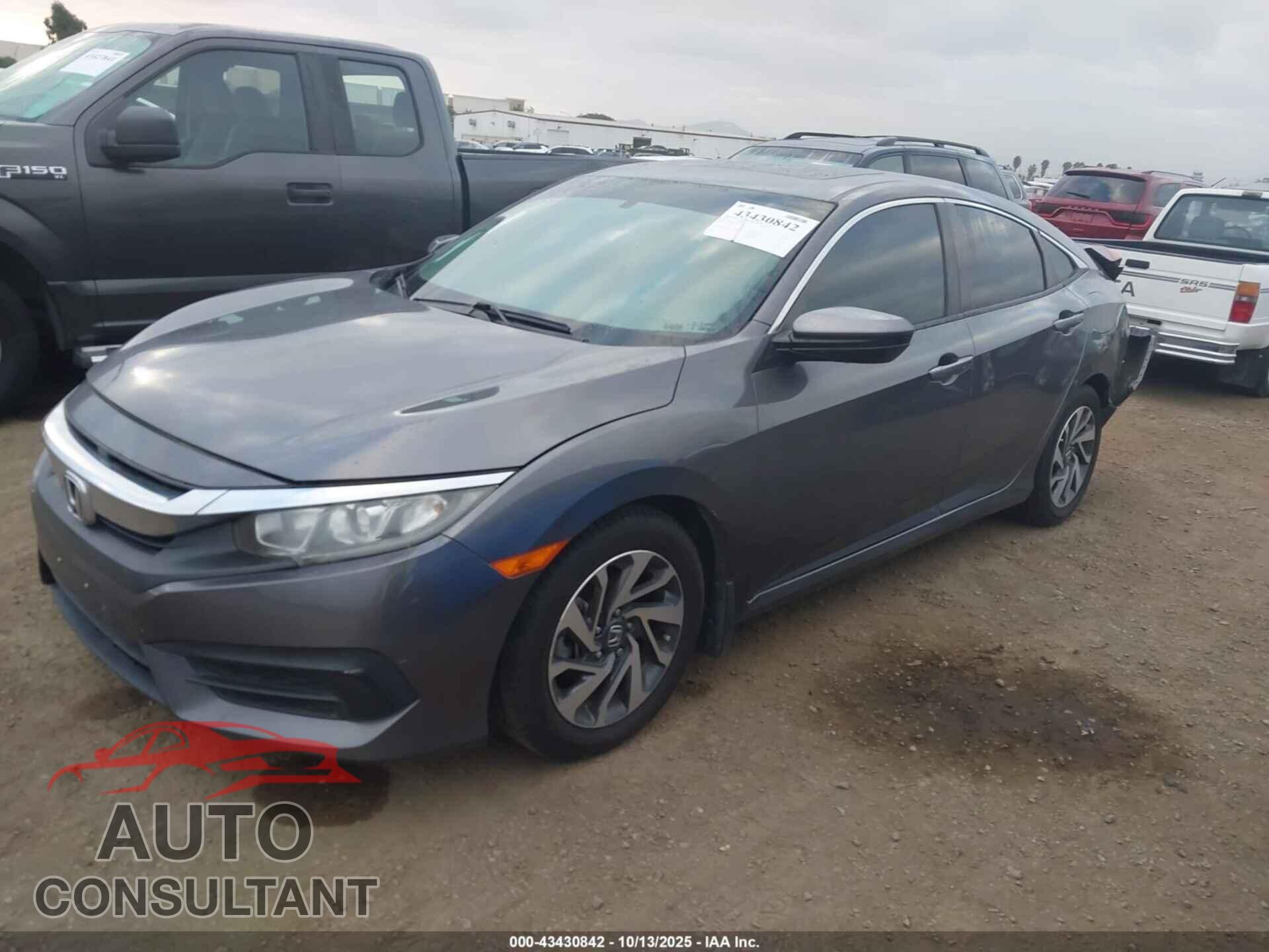 HONDA CIVIC 2018 - 2HGFC2F76JH547676