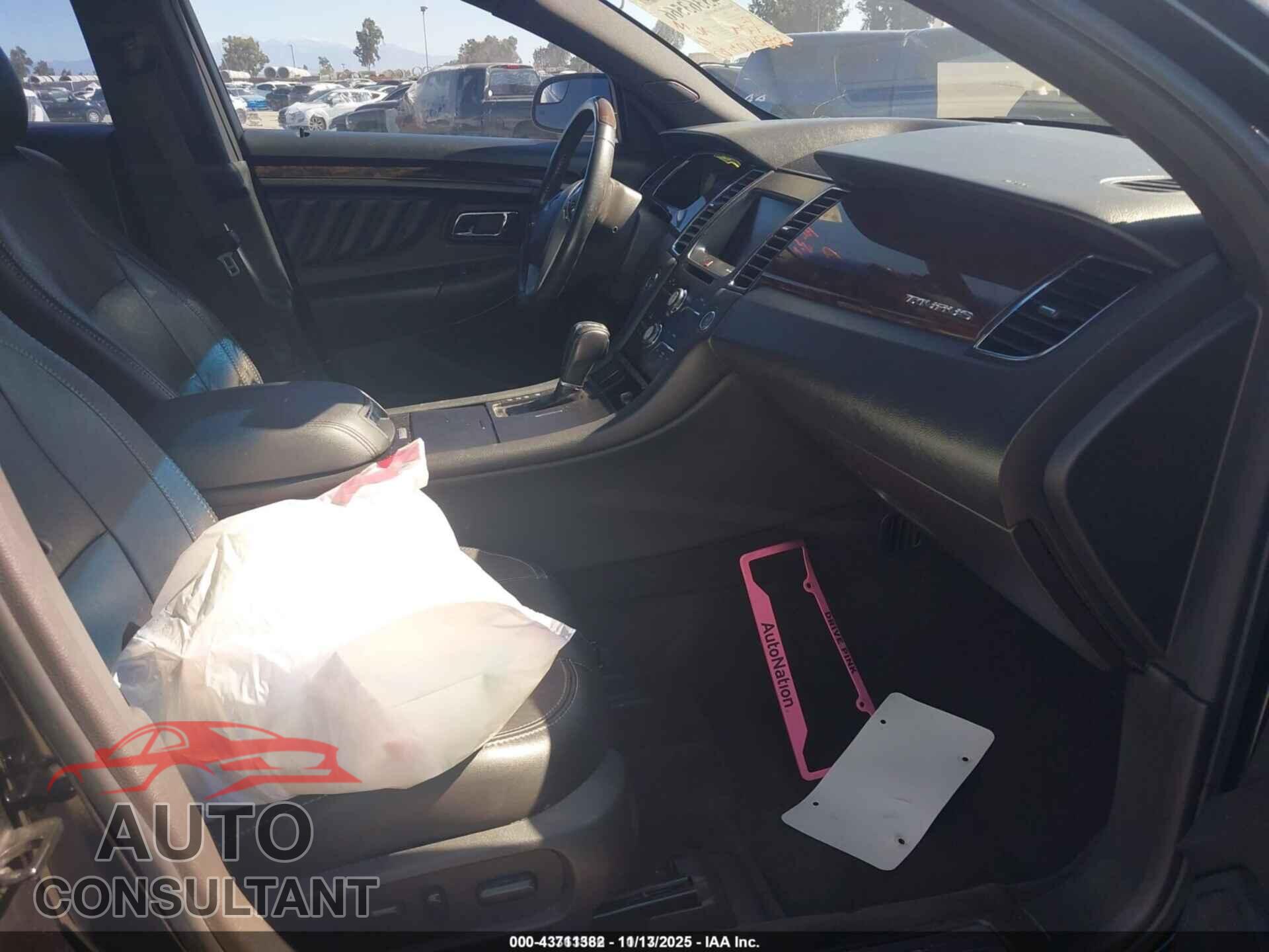 FORD TAURUS 2014 - 1FAHP2F85EG109470