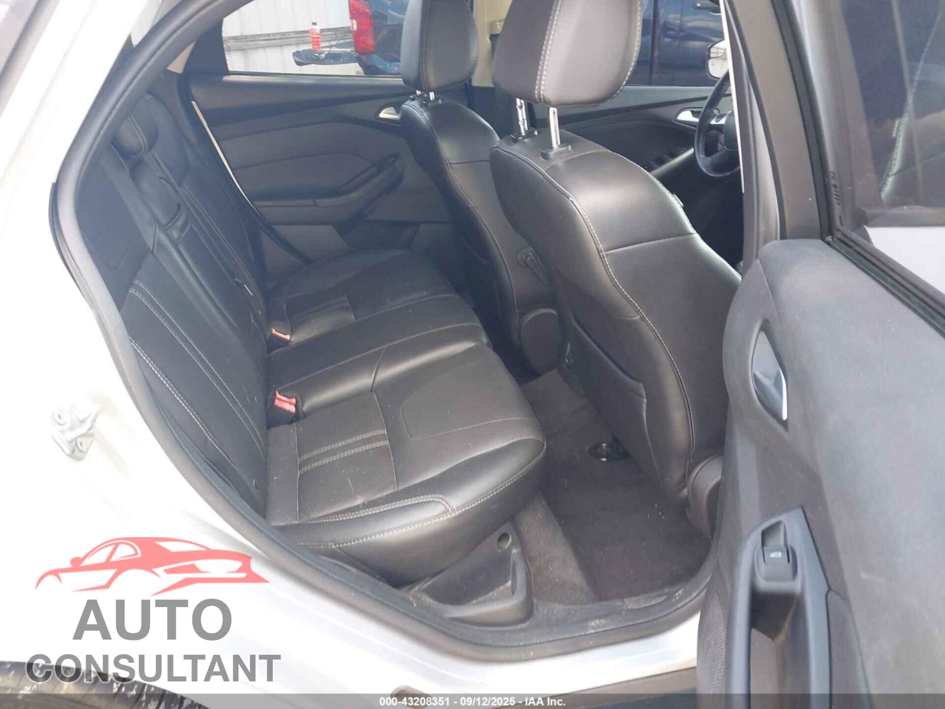 FORD FOCUS 2013 - 1FADP3K21DL121000