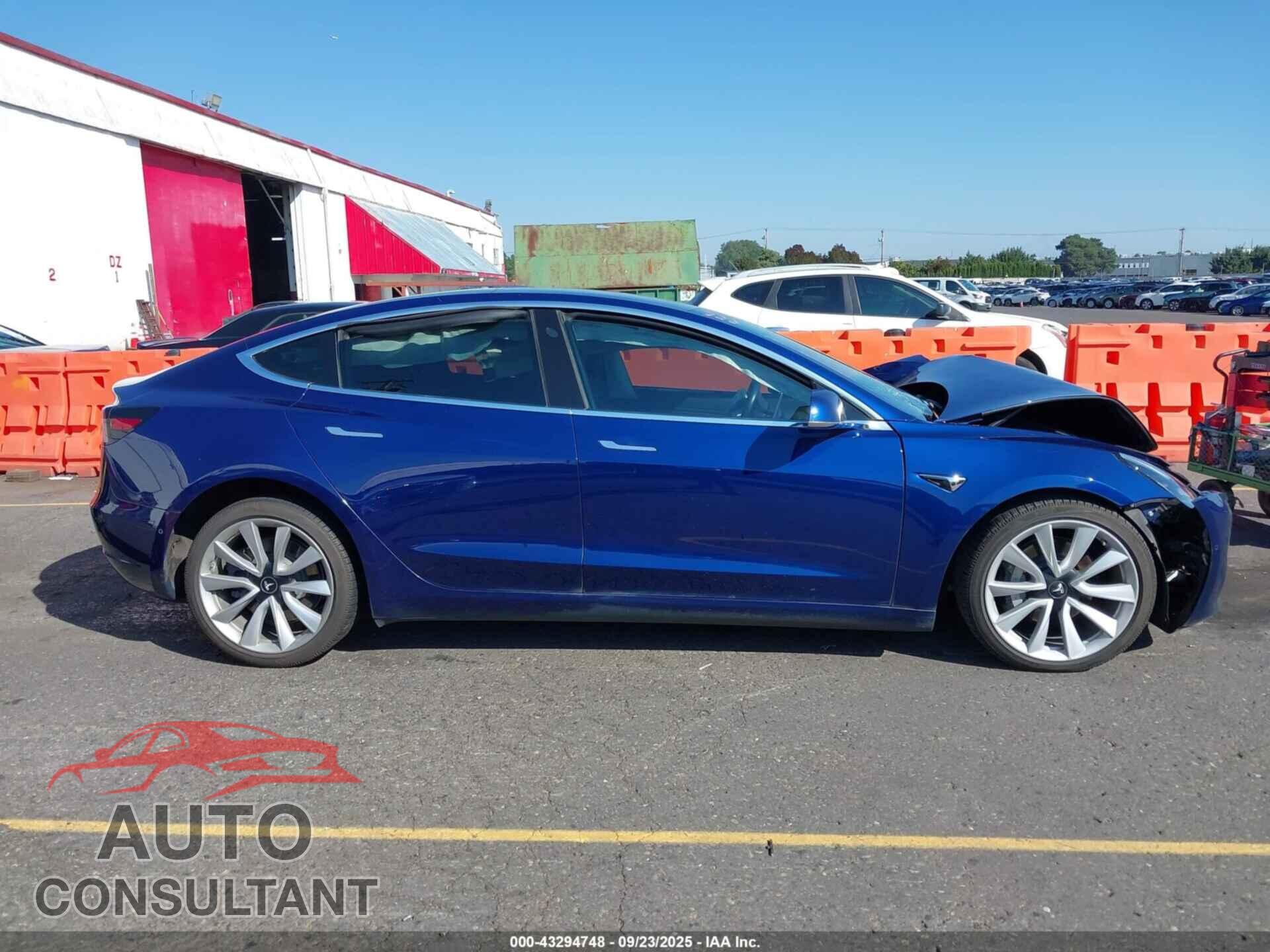 TESLA MODEL 3 2018 - 5YJ3E1EB4JF187342