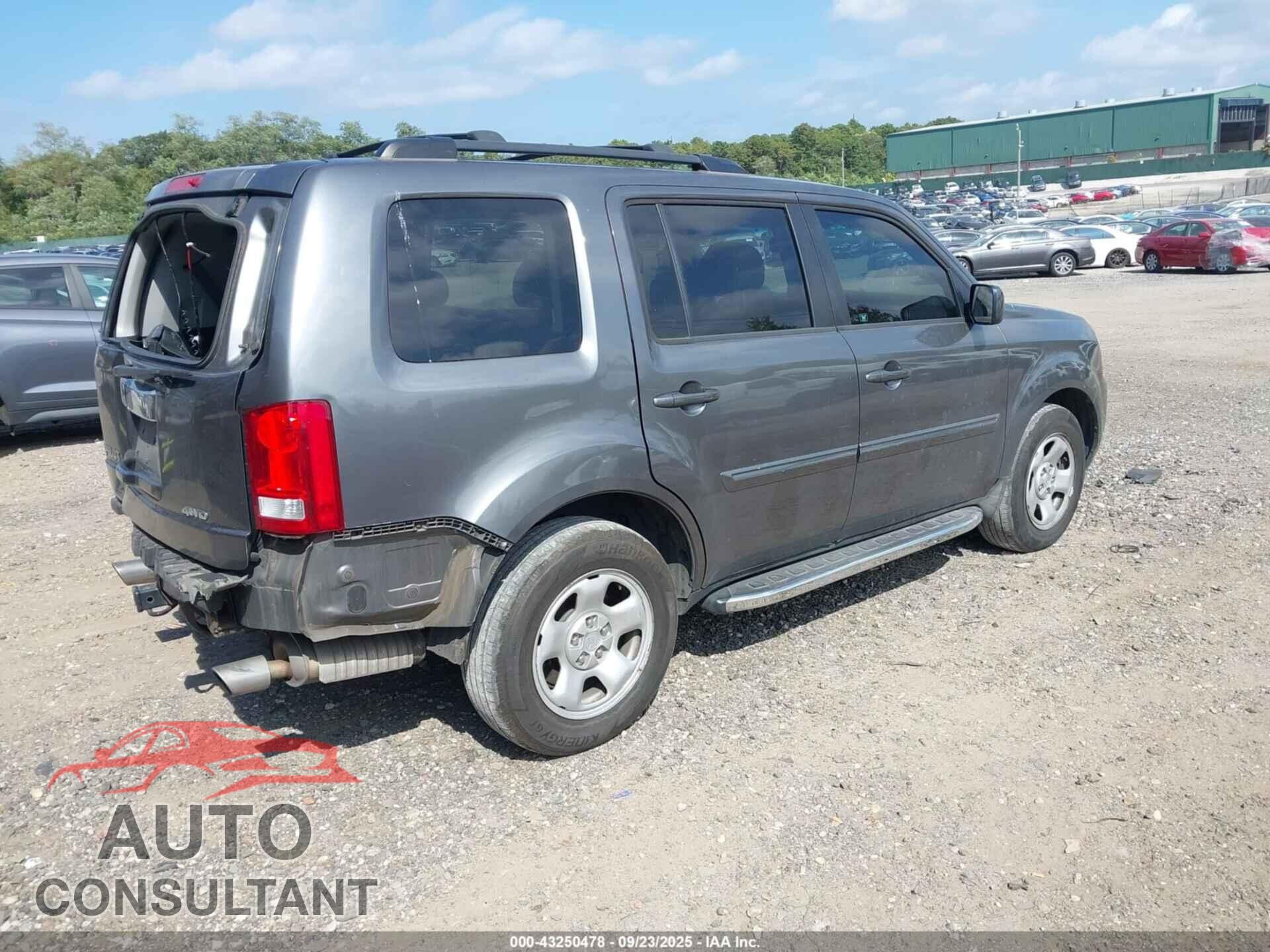 HONDA PILOT 2011 - 5FNYF4H52BB044661