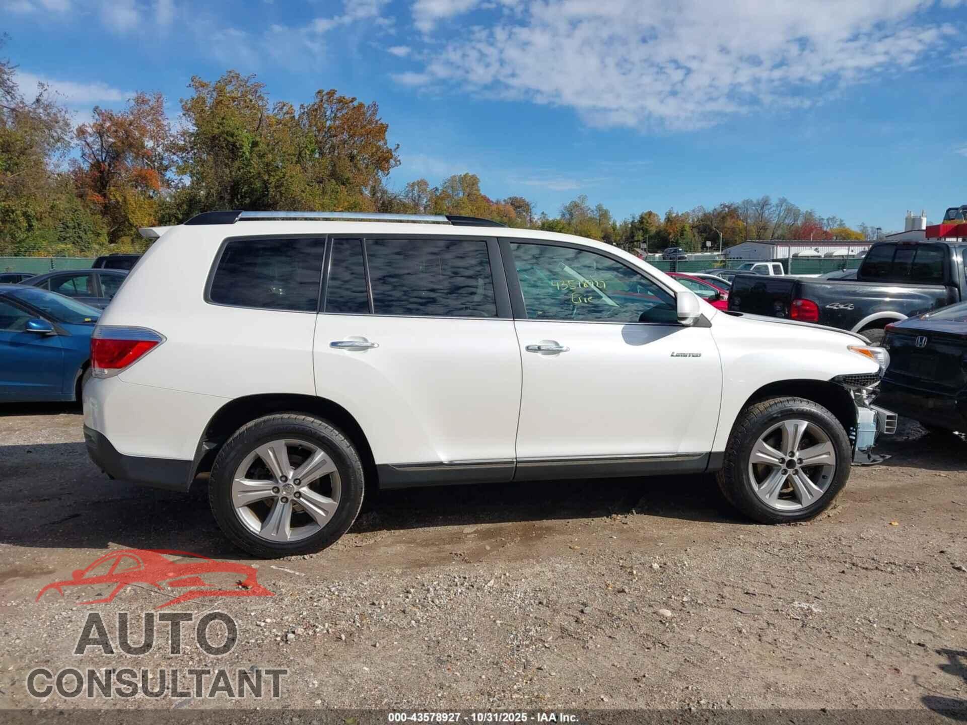 TOYOTA HIGHLANDER 2013 - 5TDDK3EH8DS189351