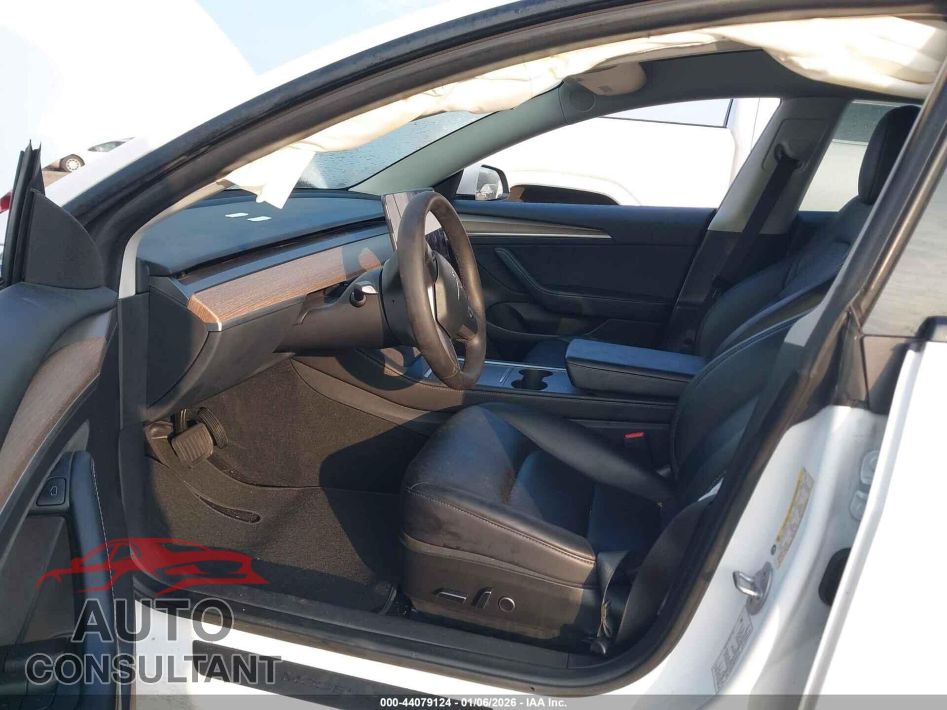 TESLA MODEL 3 2023 - 5YJ3E1EB5PF618103