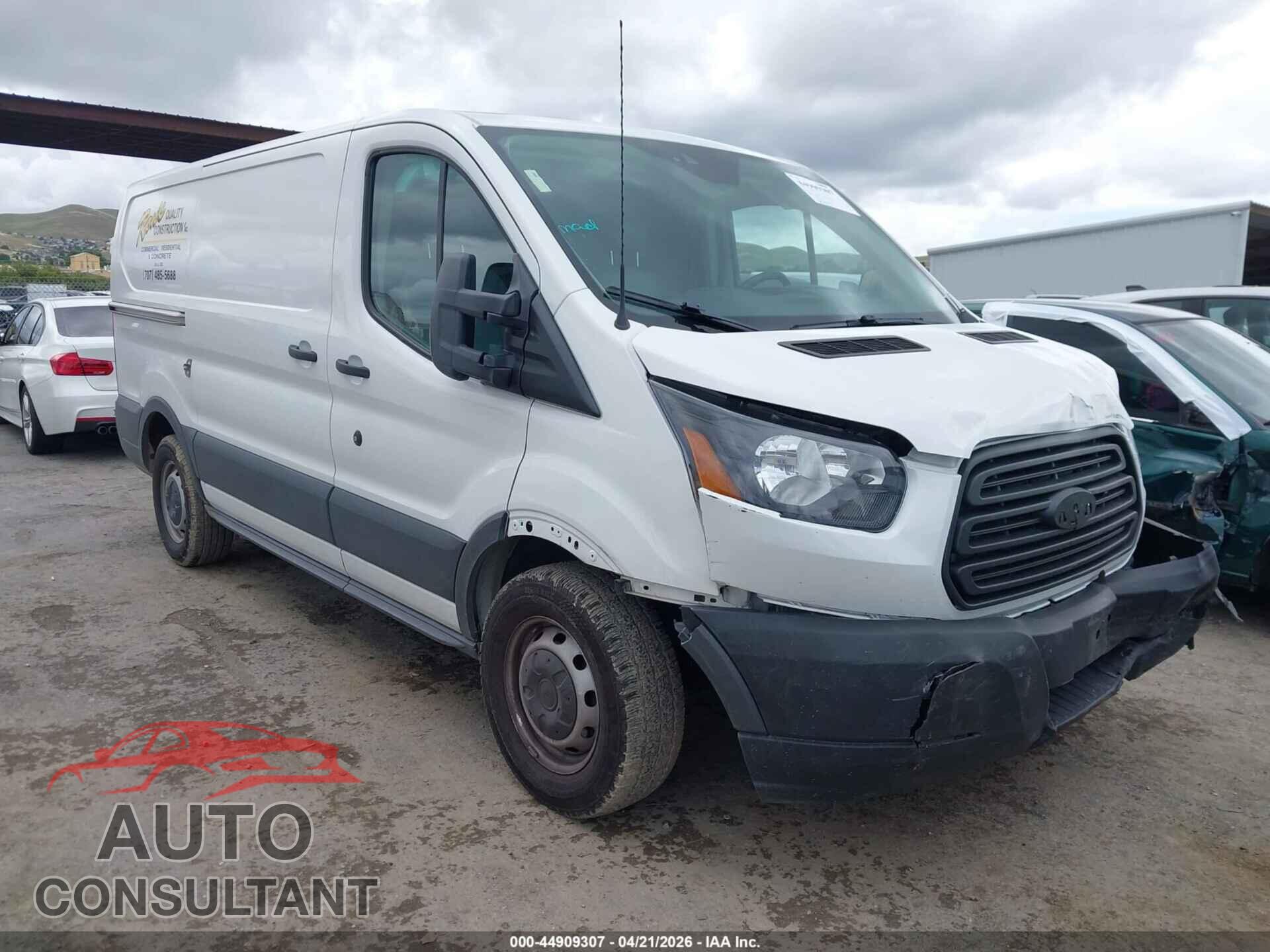 FORD TRANSIT-150 2018 - 1FTYE1YM7JKA52460