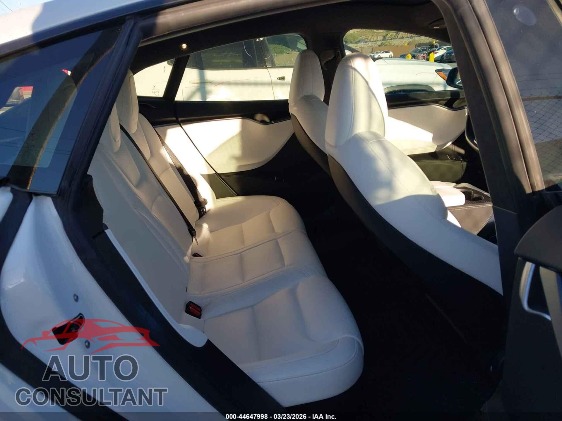 TESLA MODEL S 2020 - 5YJSA1E46LF378661