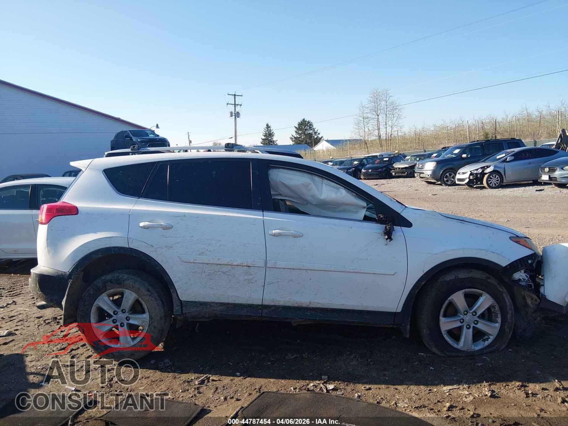 TOYOTA RAV4 2013 - JTMRFREV6DD044114