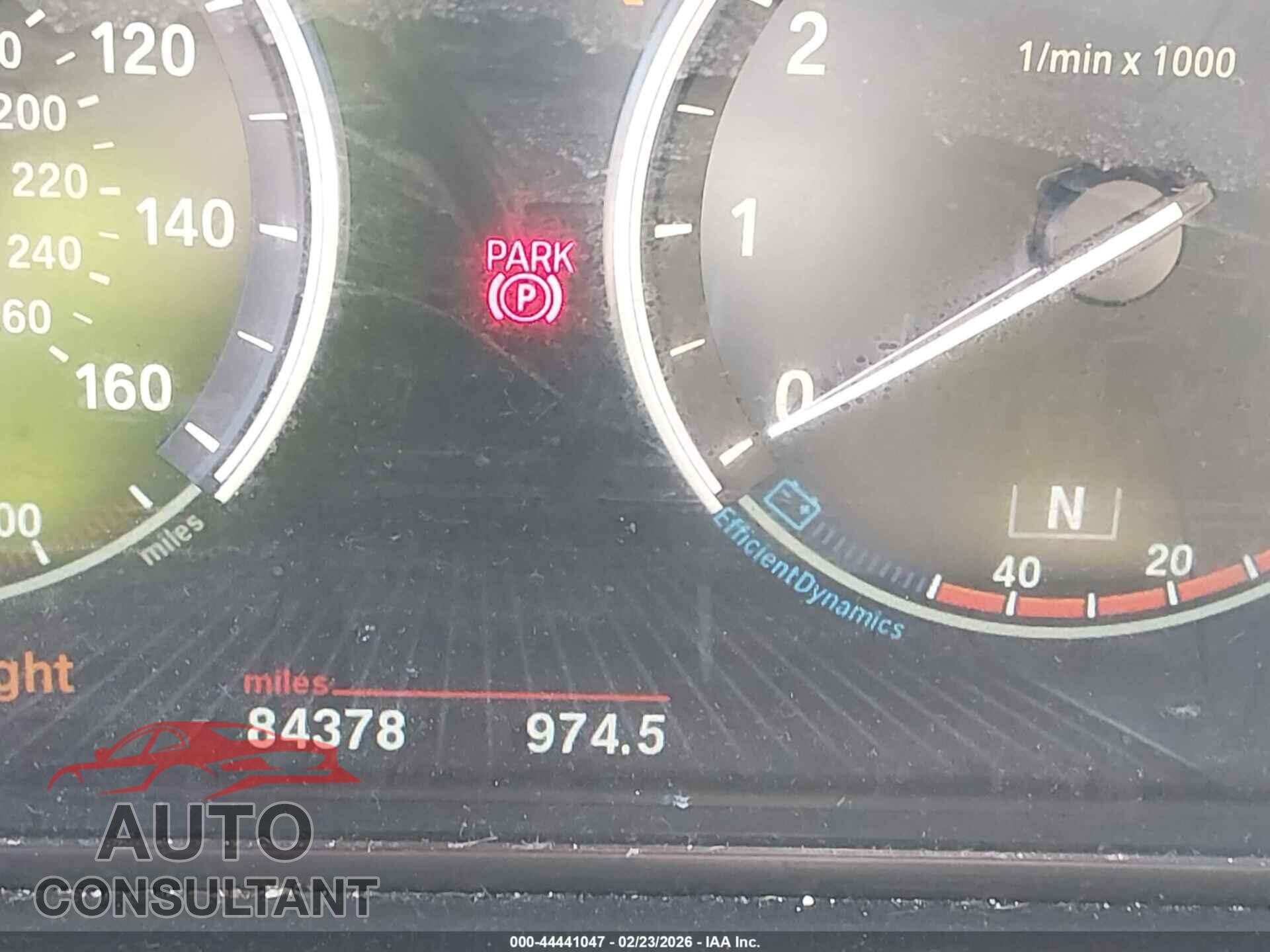 BMW 528I 2015 - WBA5A5C59FD524642