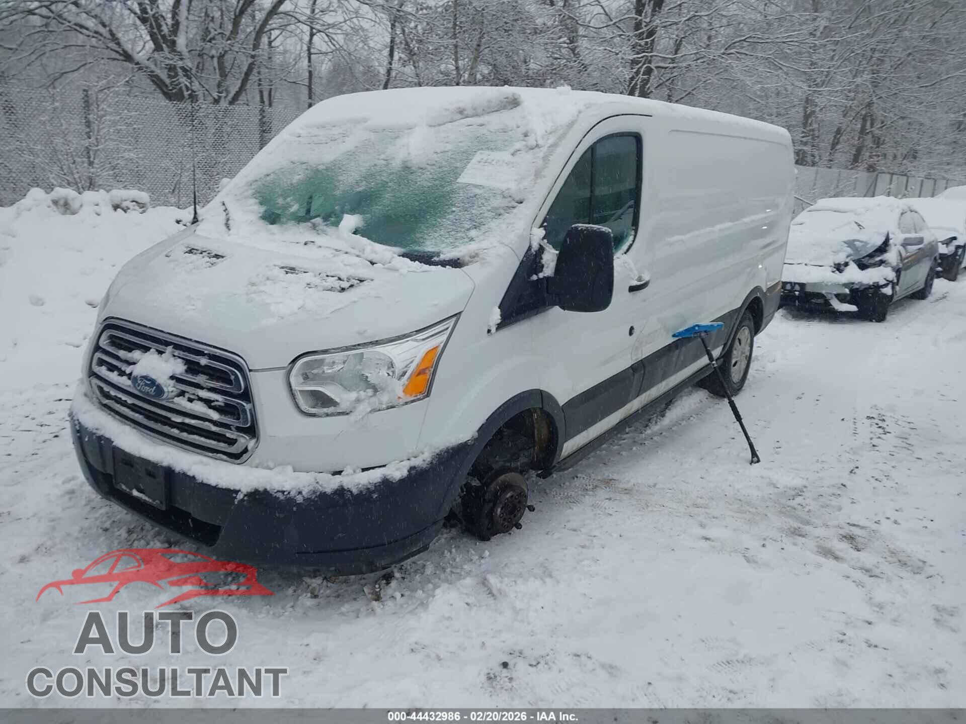 FORD TRANSIT-250 2015 - 1FTNR1ZM9FKA76868