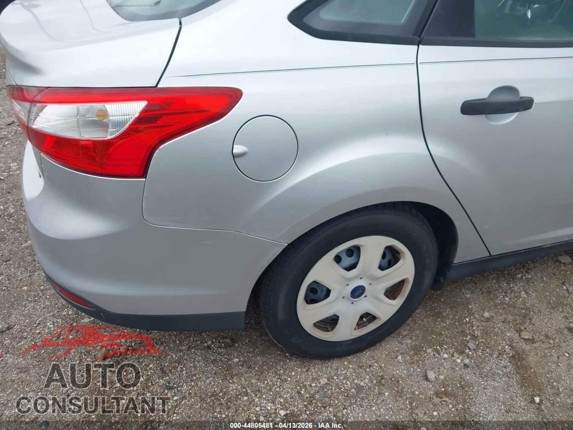 FORD FOCUS 2014 - 1FADP3E26EL168732