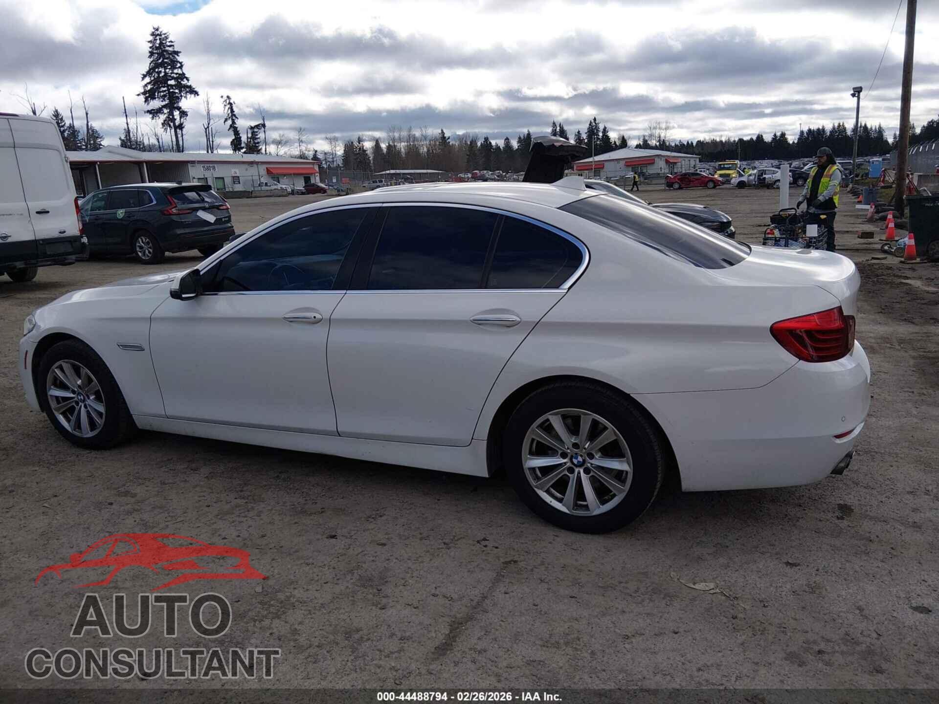 BMW 528I 2015 - WBA5A5C55FD521592