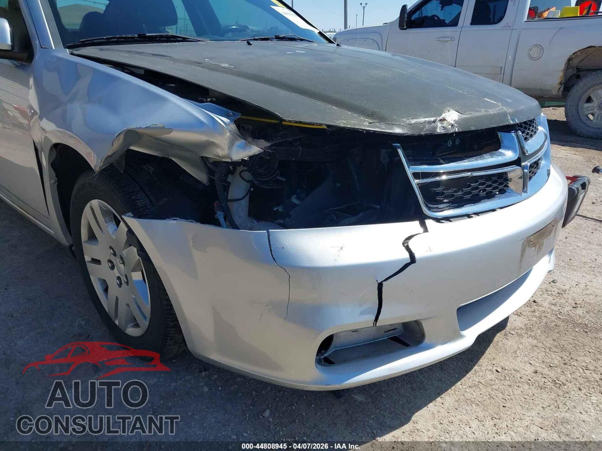 DODGE AVENGER 2011 - 1B3BD2FG4BN572399