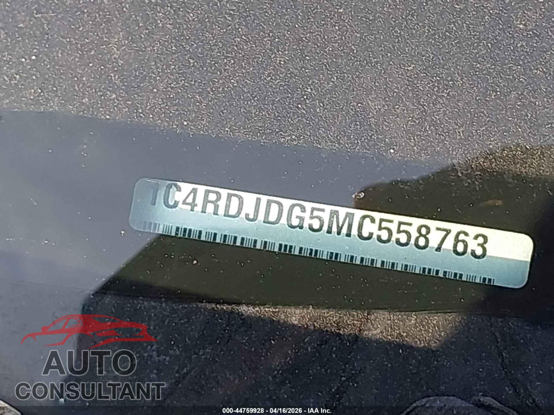 DODGE DURANGO 2021 - 1C4RDJDG5MC558763