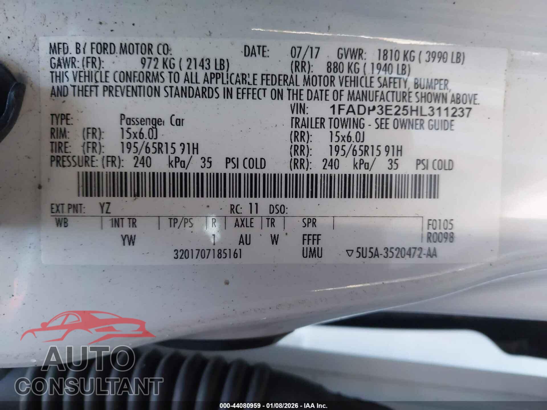 FORD FOCUS 2017 - 1FADP3E25HL311237